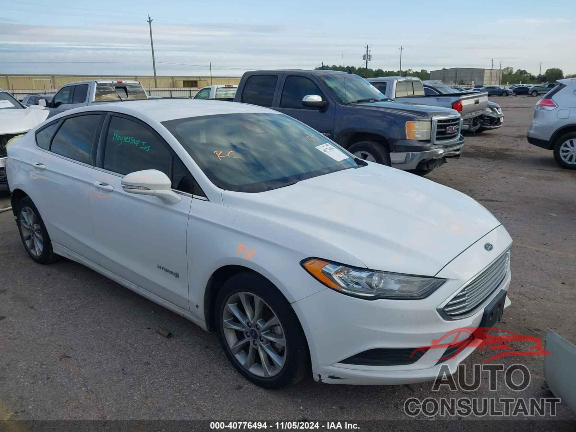 FORD FUSION HYBRID 2017 - 3FA6P0LU1HR400557