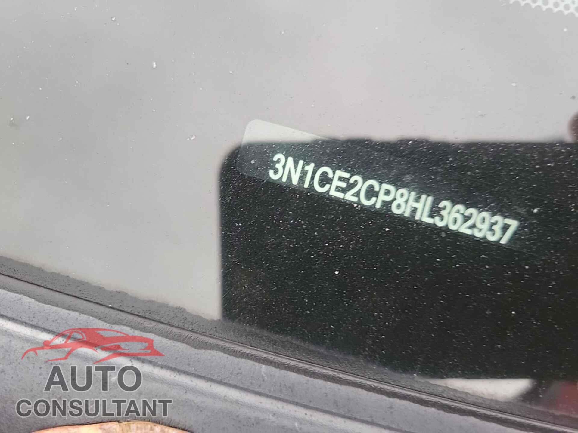 NISSAN VERSA NOTE 2017 - 3N1CE2CP8HL362937
