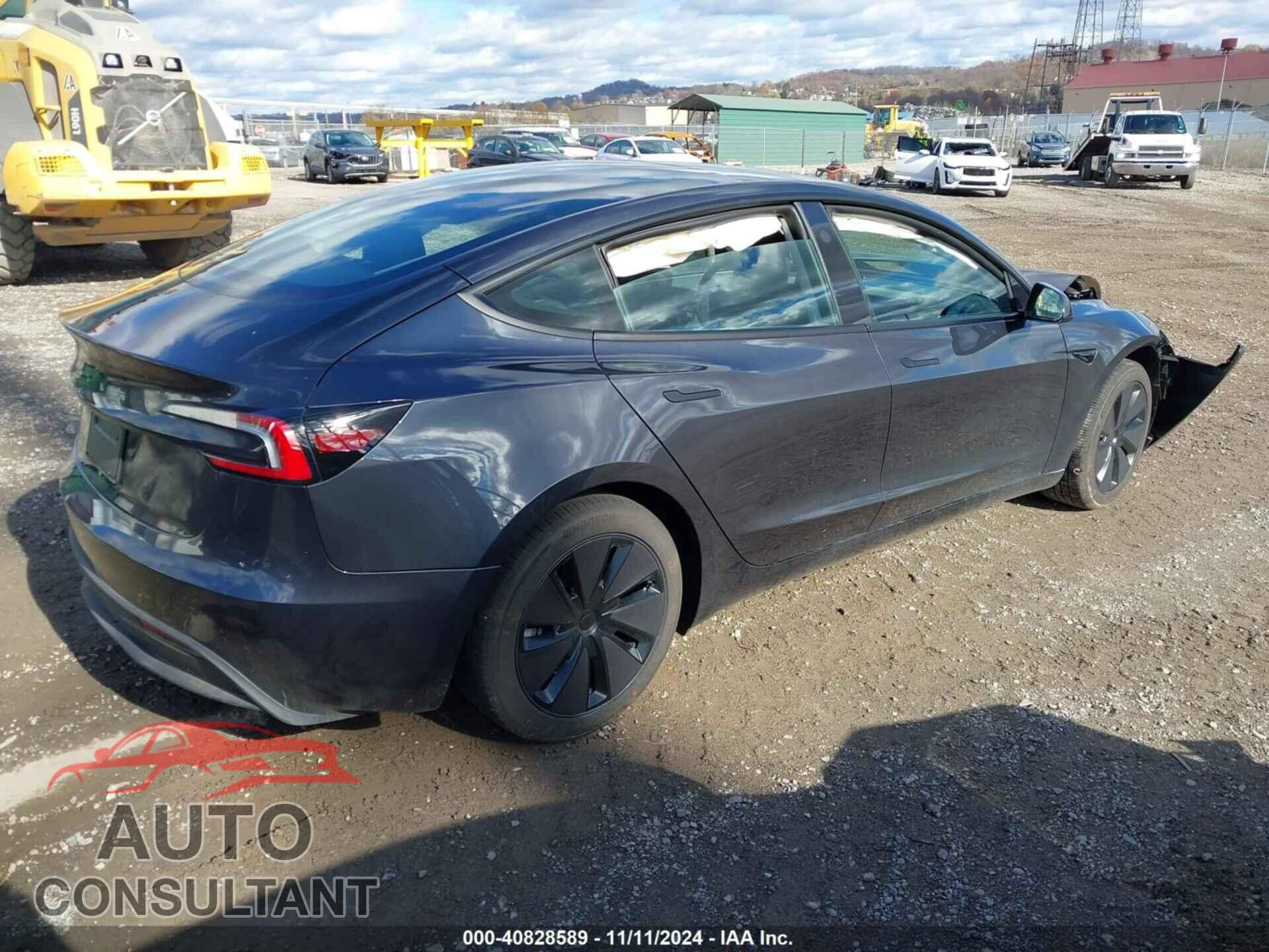 TESLA MODEL 3 2024 - 5YJ3E1EA5RF735545