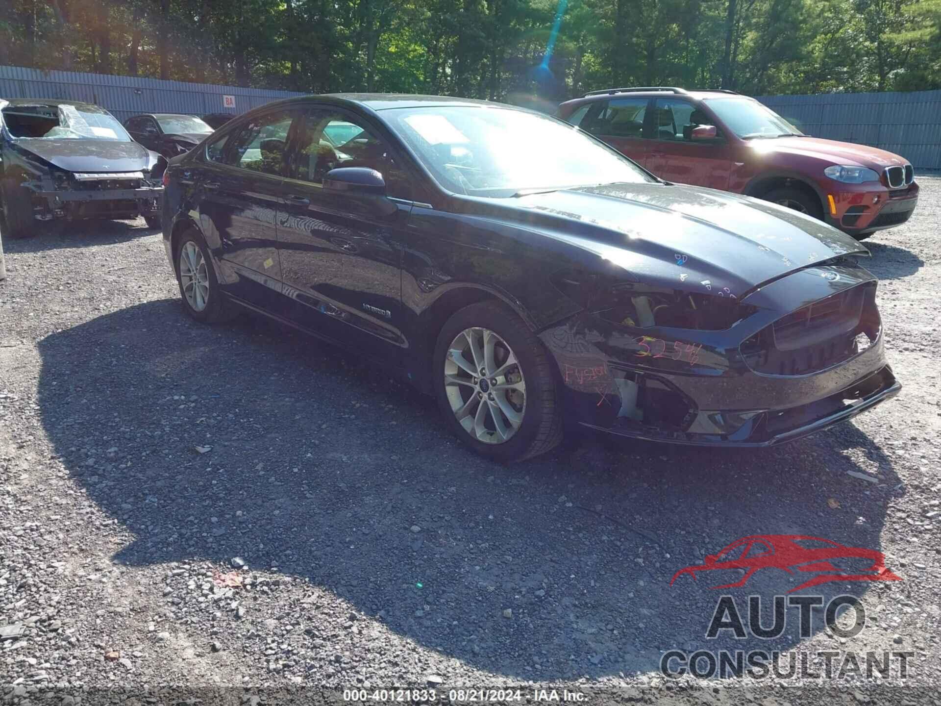 FORD FUSION HYBRID 2019 - 3FA6P0LU3KR212856