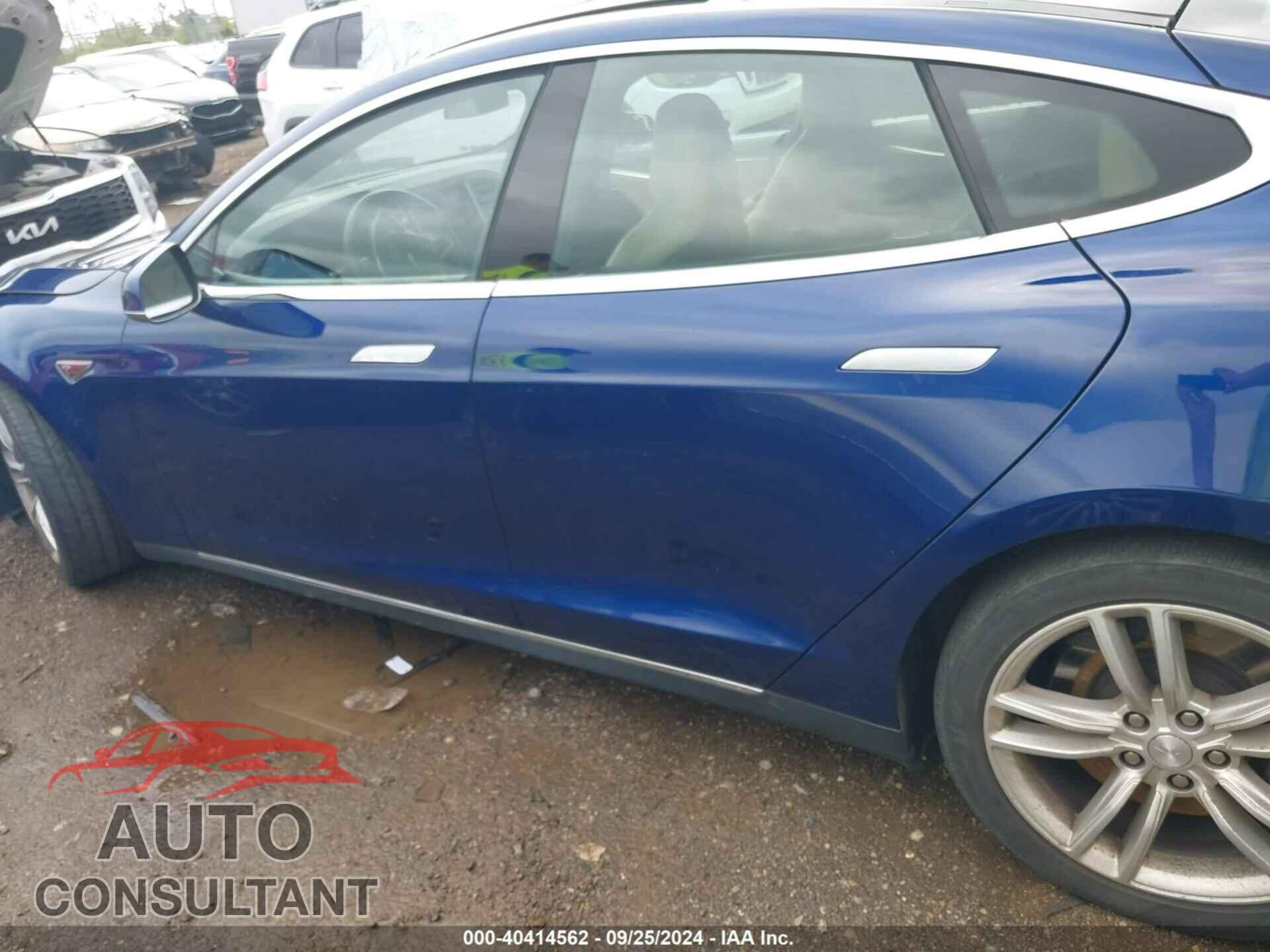 TESLA MODEL S 2016 - 5YJSA1E26GF123268