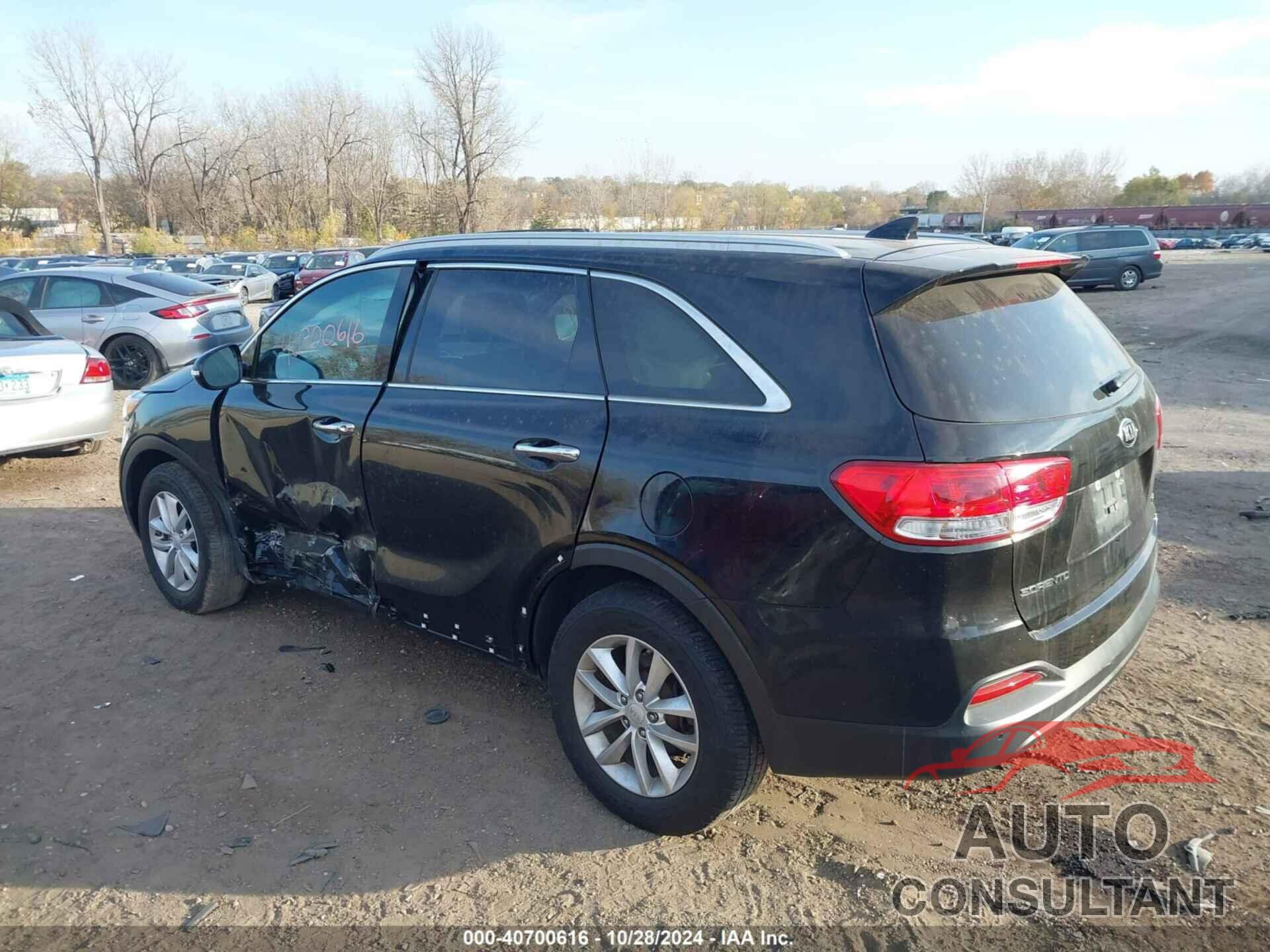 KIA SORENTO 2017 - 5XYPGDA35HG237485
