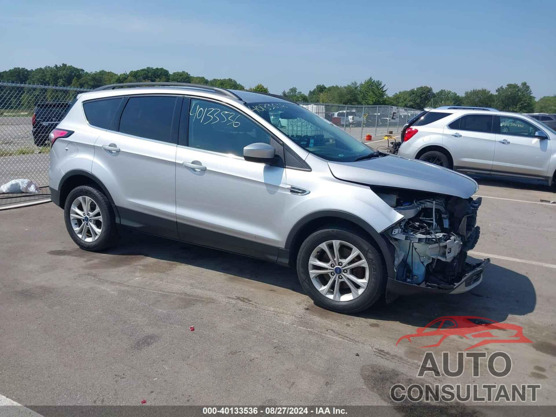 FORD ESCAPE 2017 - 1FMCU9GD1HUC63323