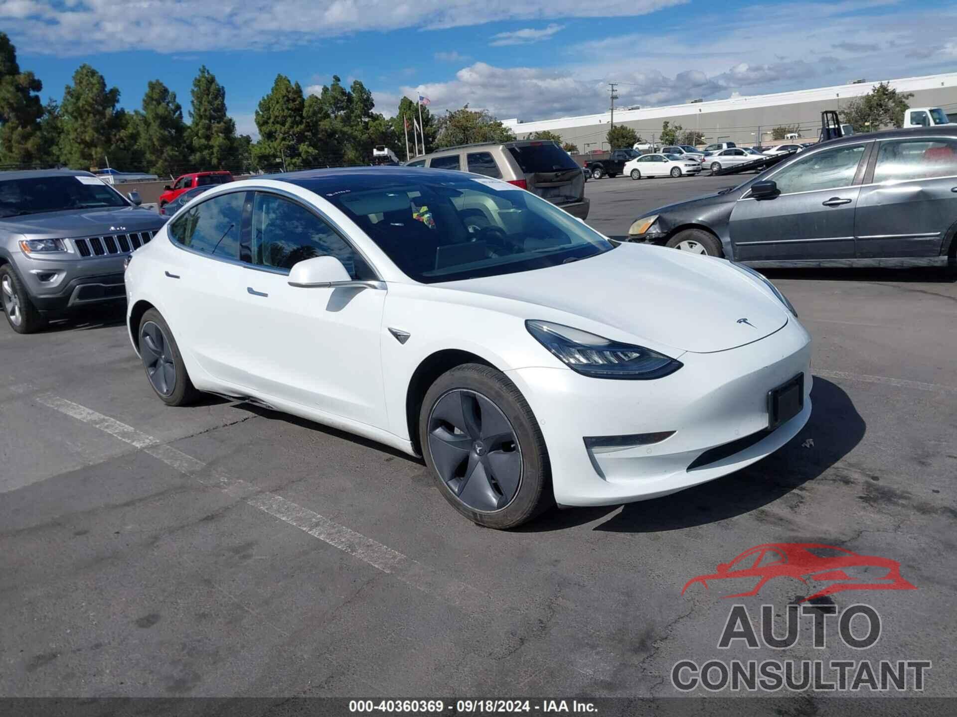 TESLA MODEL 3 2018 - 5YJ3E1EAXJF009233