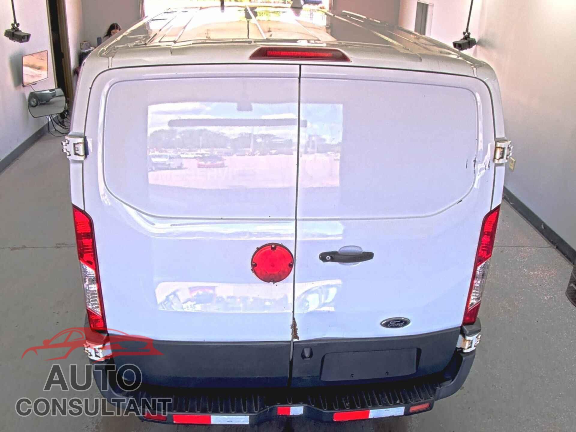 FORD TRANSIT-150 2016 - 1FTYE1YM5GKB08663