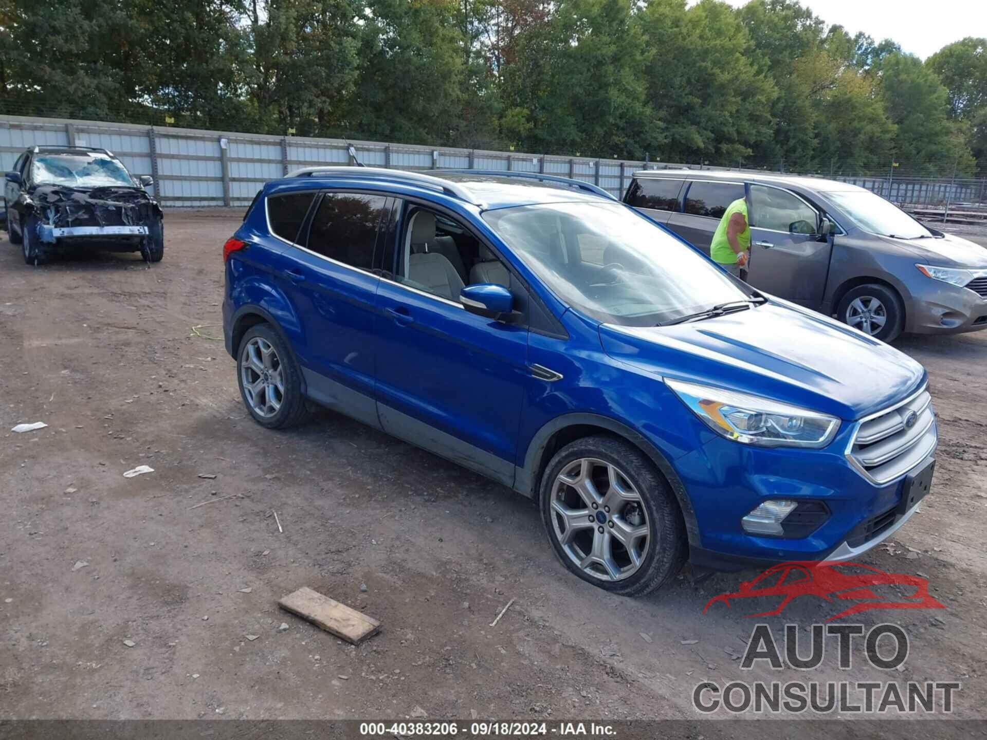 FORD ESCAPE 2019 - 1FMCU9J98KUC19735