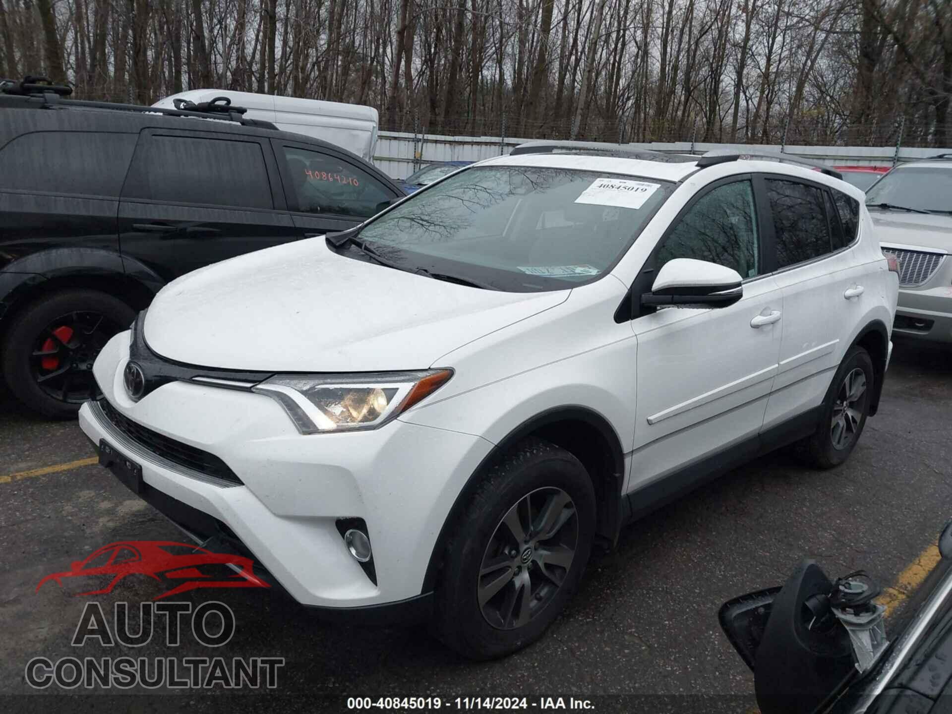 TOYOTA RAV4 2018 - 2T3RFREV9JW838457