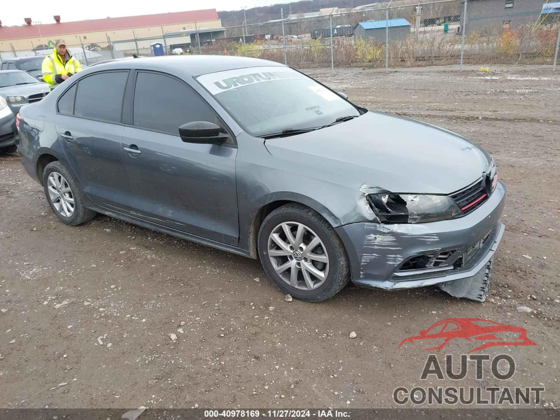 VOLKSWAGEN JETTA 2015 - 3VWD17AJ1FM413384