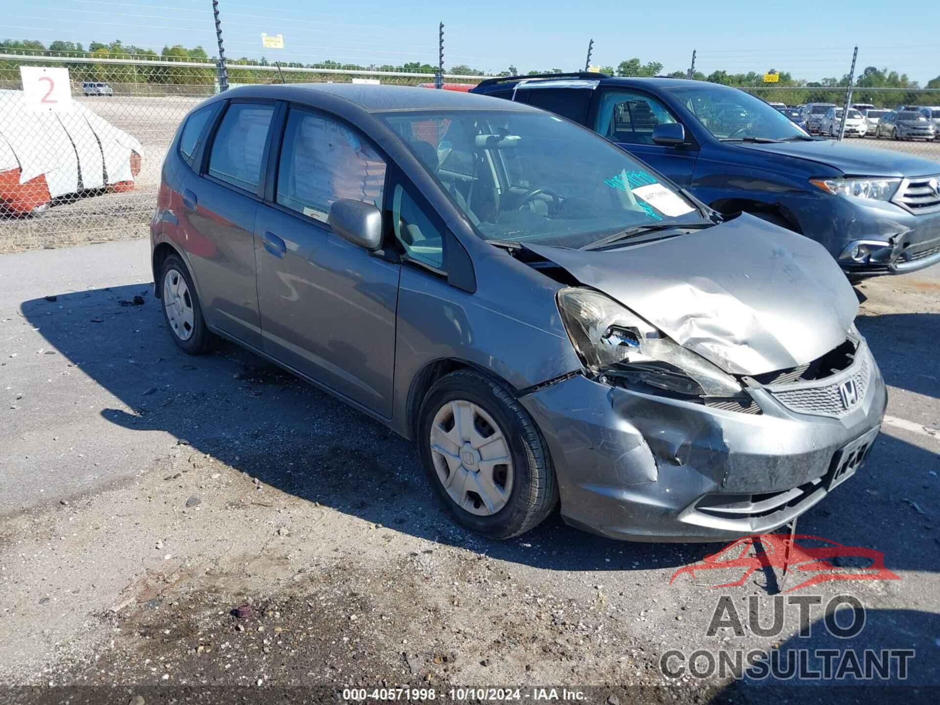 HONDA FIT 2013 - JHMGE8H31DC073362