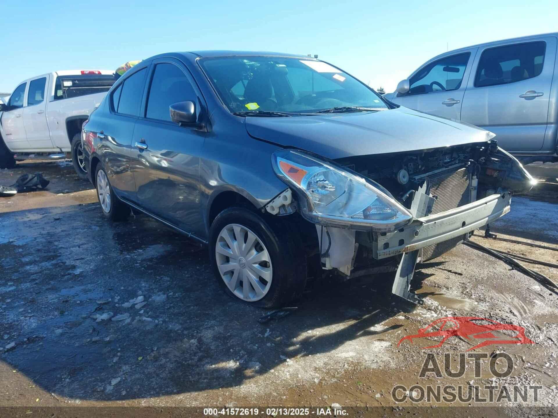 NISSAN VERSA 2018 - 3N1CN7AP7JL821266