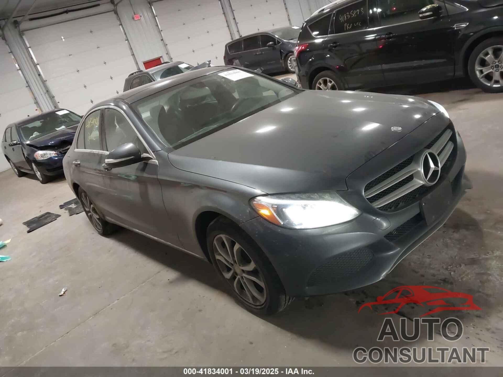 MERCEDES-BENZ C 300 2015 - 55SWF4KB3FU062256
