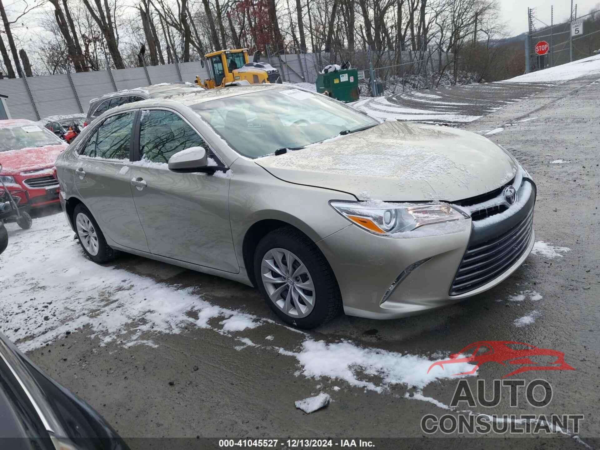 TOYOTA CAMRY 2015 - 4T4BF1FK3FR487297