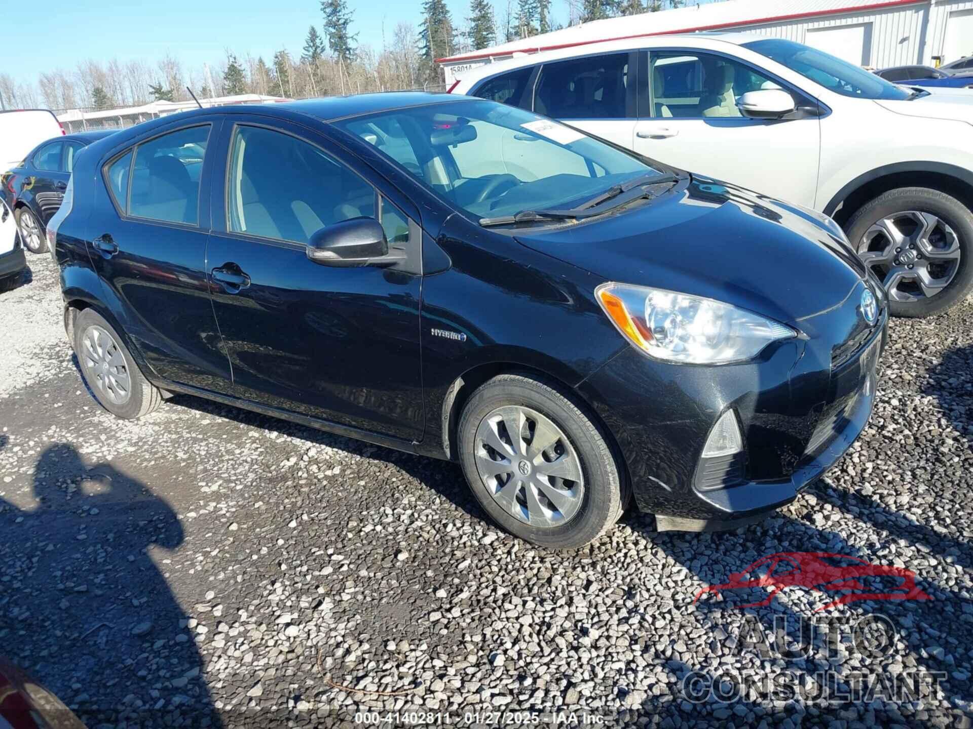 TOYOTA PRIUS C 2014 - JTDKDTB35E1570342
