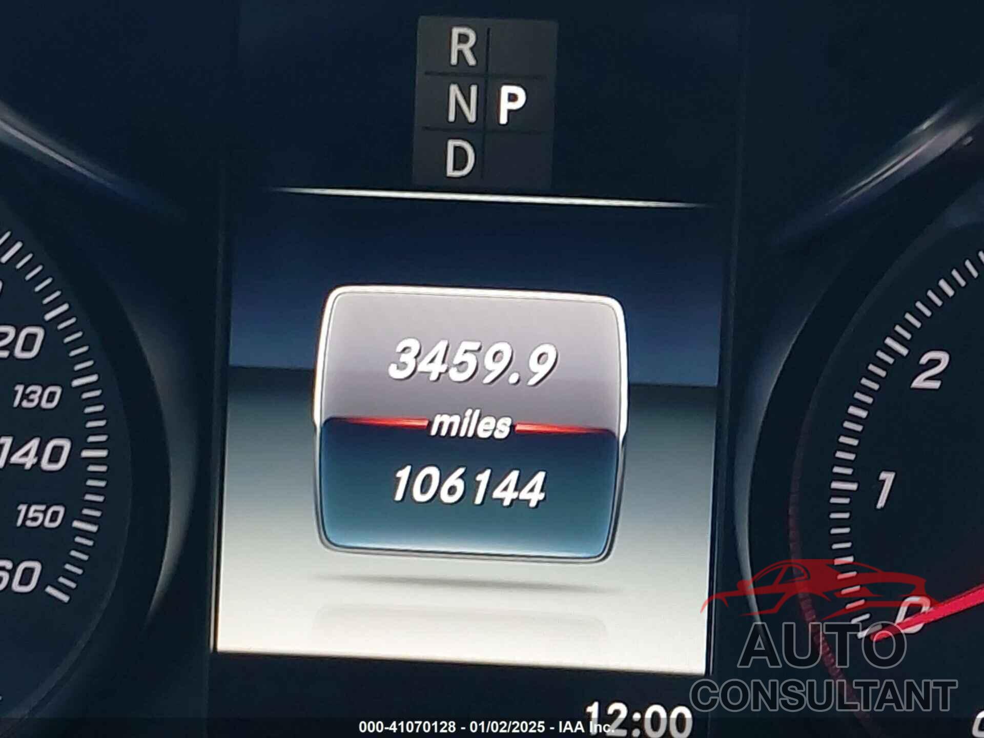 MERCEDES-BENZ C 300 2018 - 55SWF4JB7JU235626