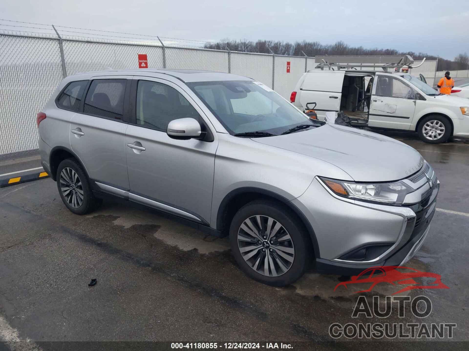 MITSUBISHI OUTLANDER 2020 - JA4AZ3A31LZ007473