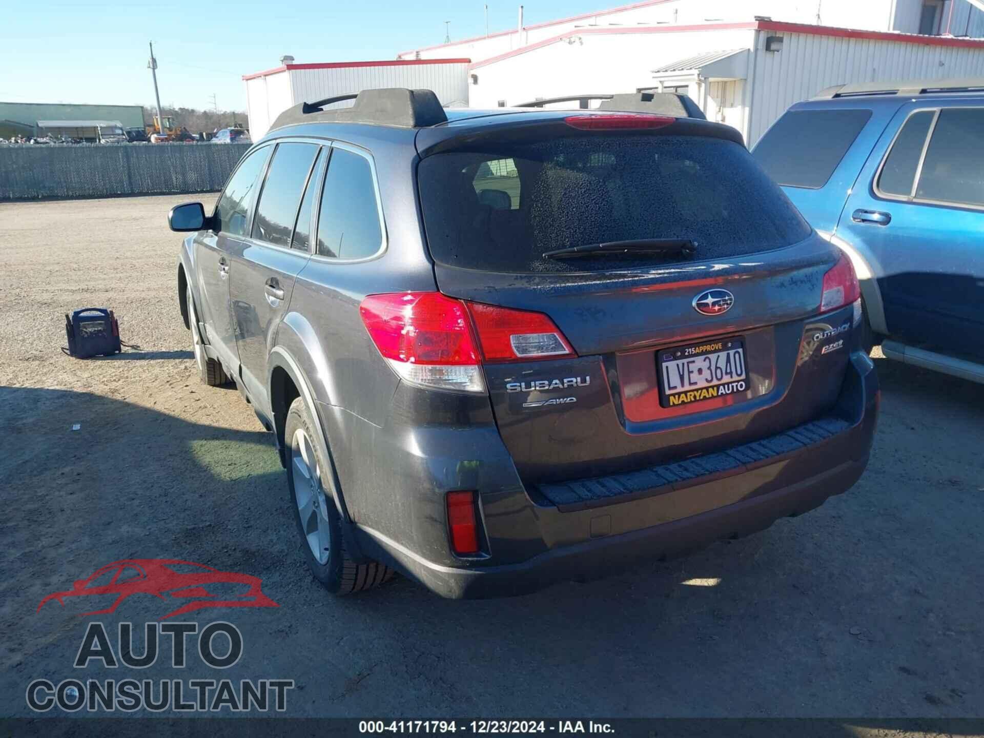 SUBARU OUTBACK 2013 - 4S4BRBCC8D3213102