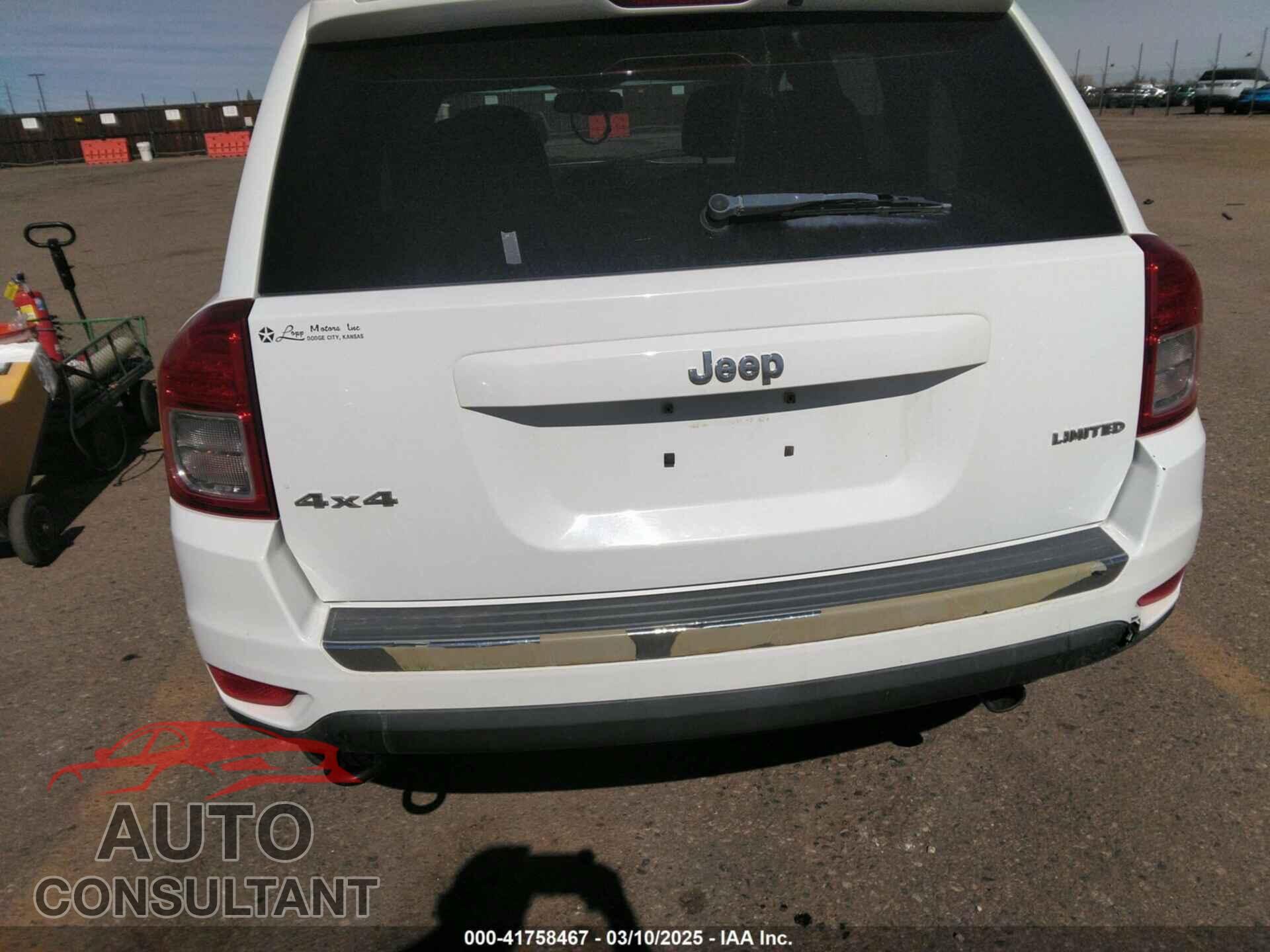 JEEP COMPASS 2011 - 1J4NF5FB7BD281746