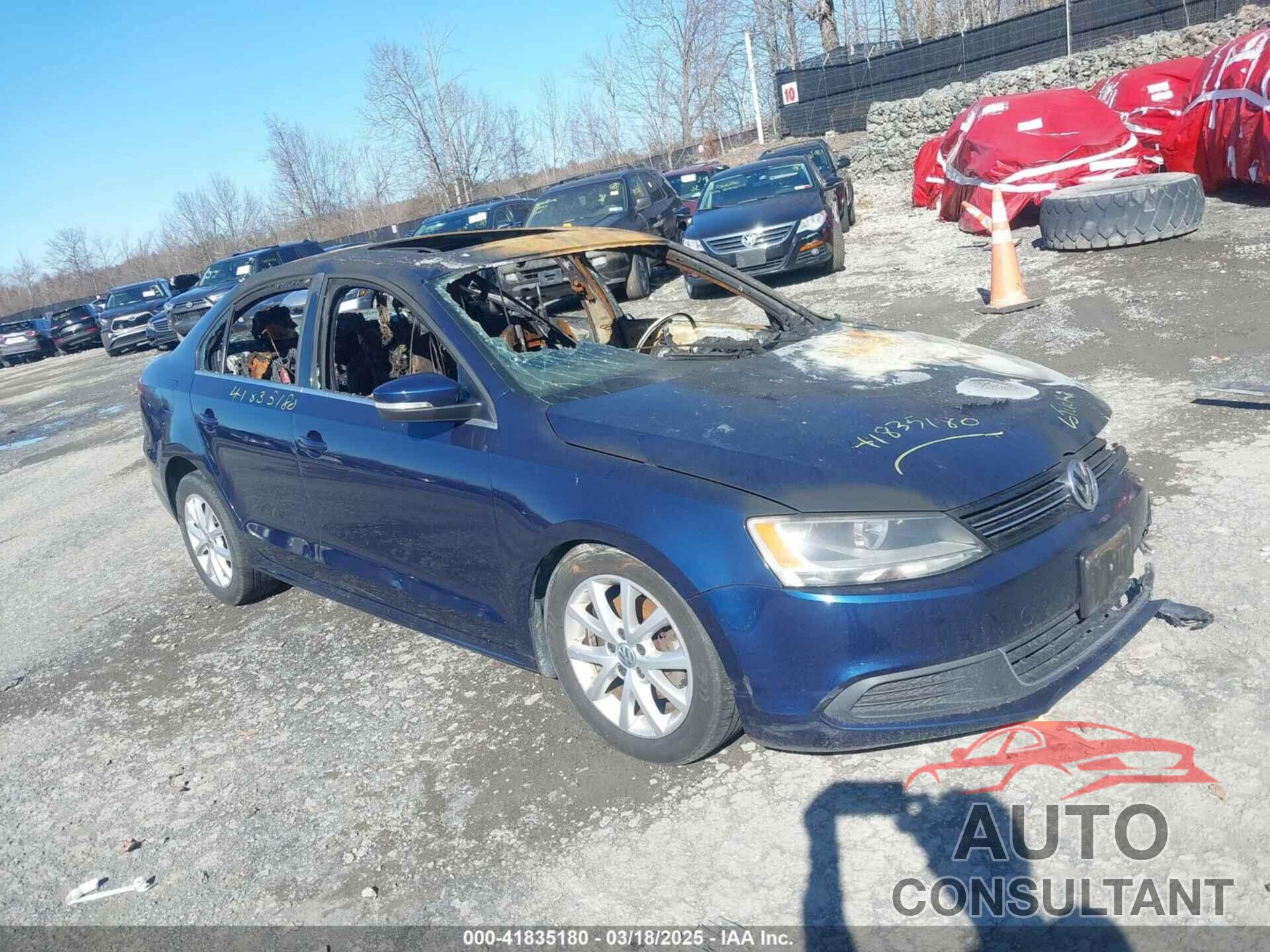 VOLKSWAGEN JETTA 2013 - 3VWDP7AJ2DM446339