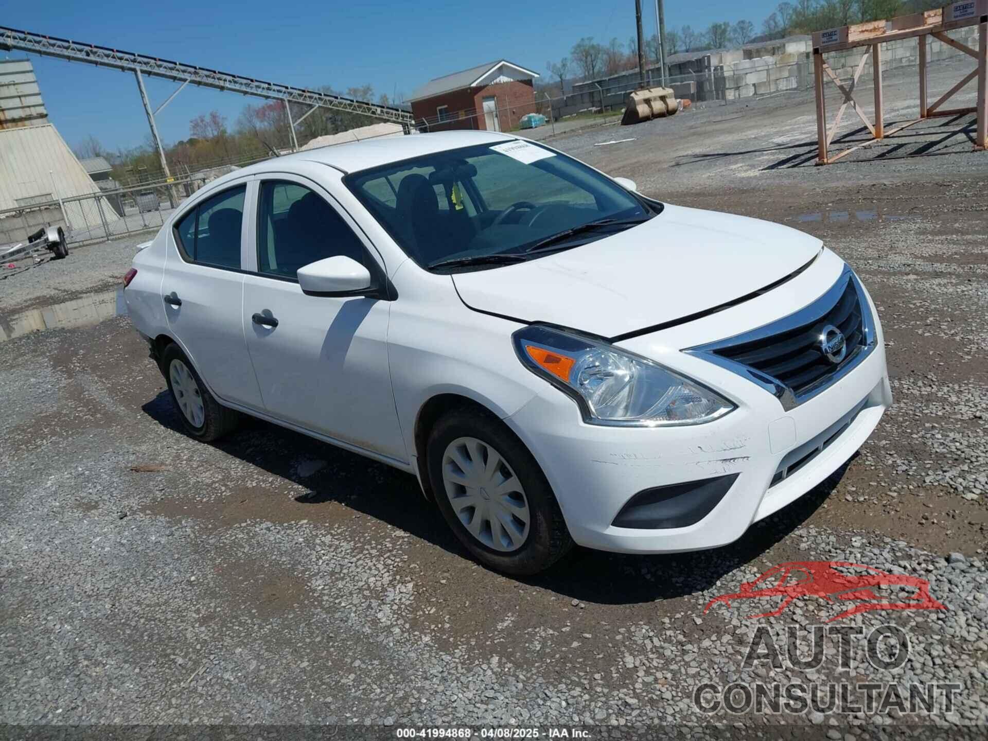 NISSAN VERSA 2018 - 3N1CN7AP2JL840968