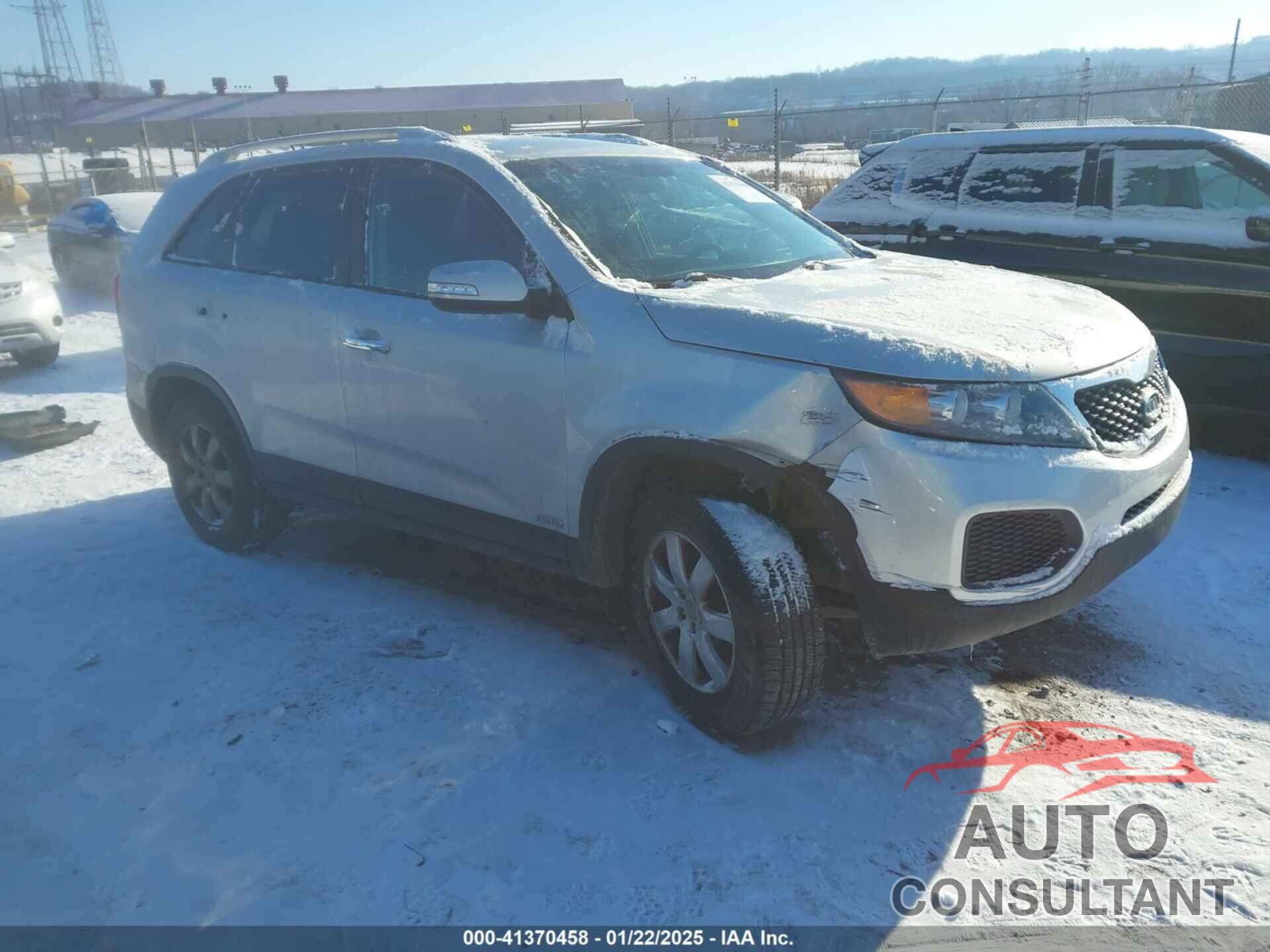 KIA SORENTO 2013 - 5XYKTDA20DG385289