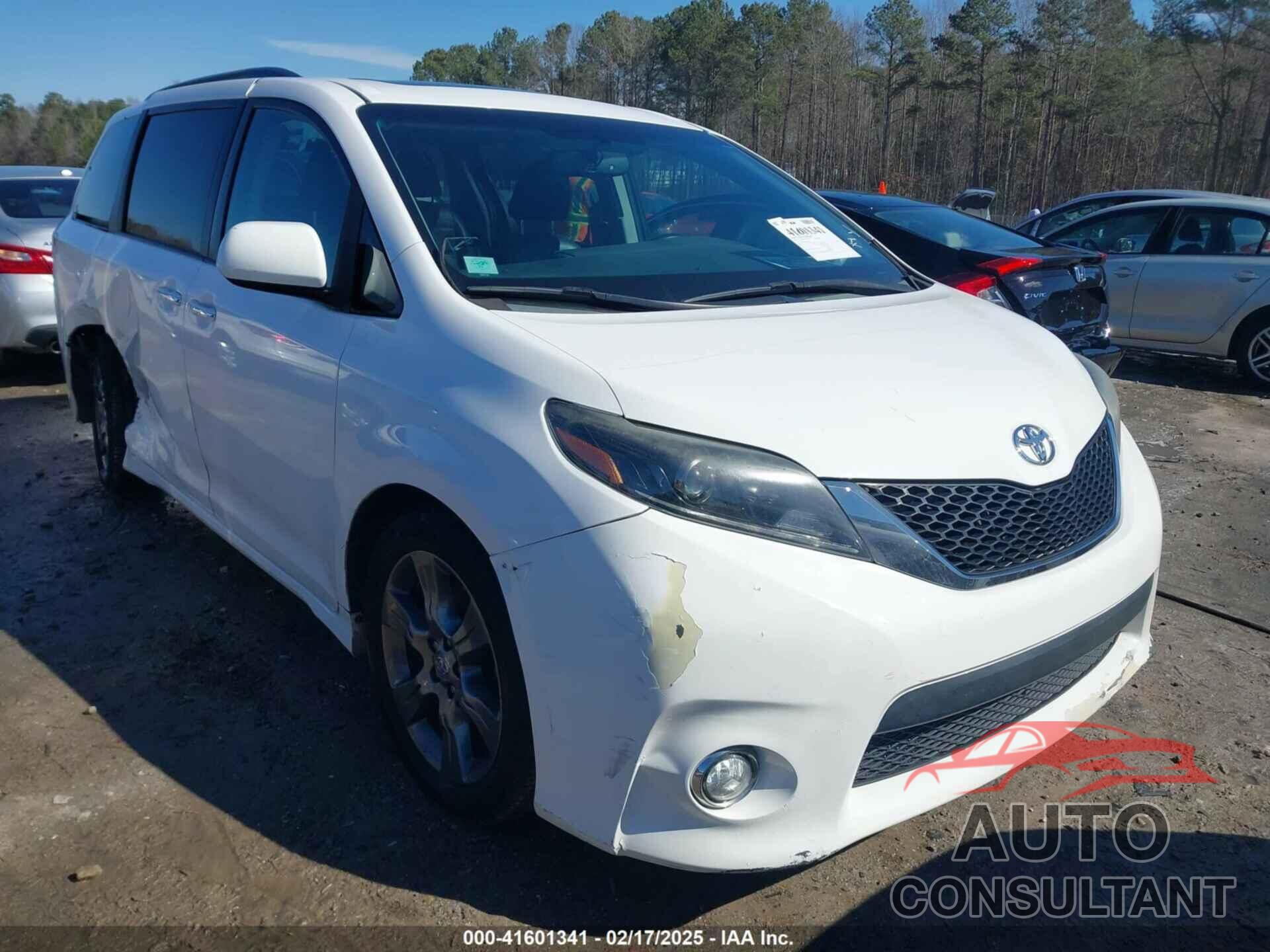 TOYOTA SIENNA 2015 - 5TDXK3DC4FS658148