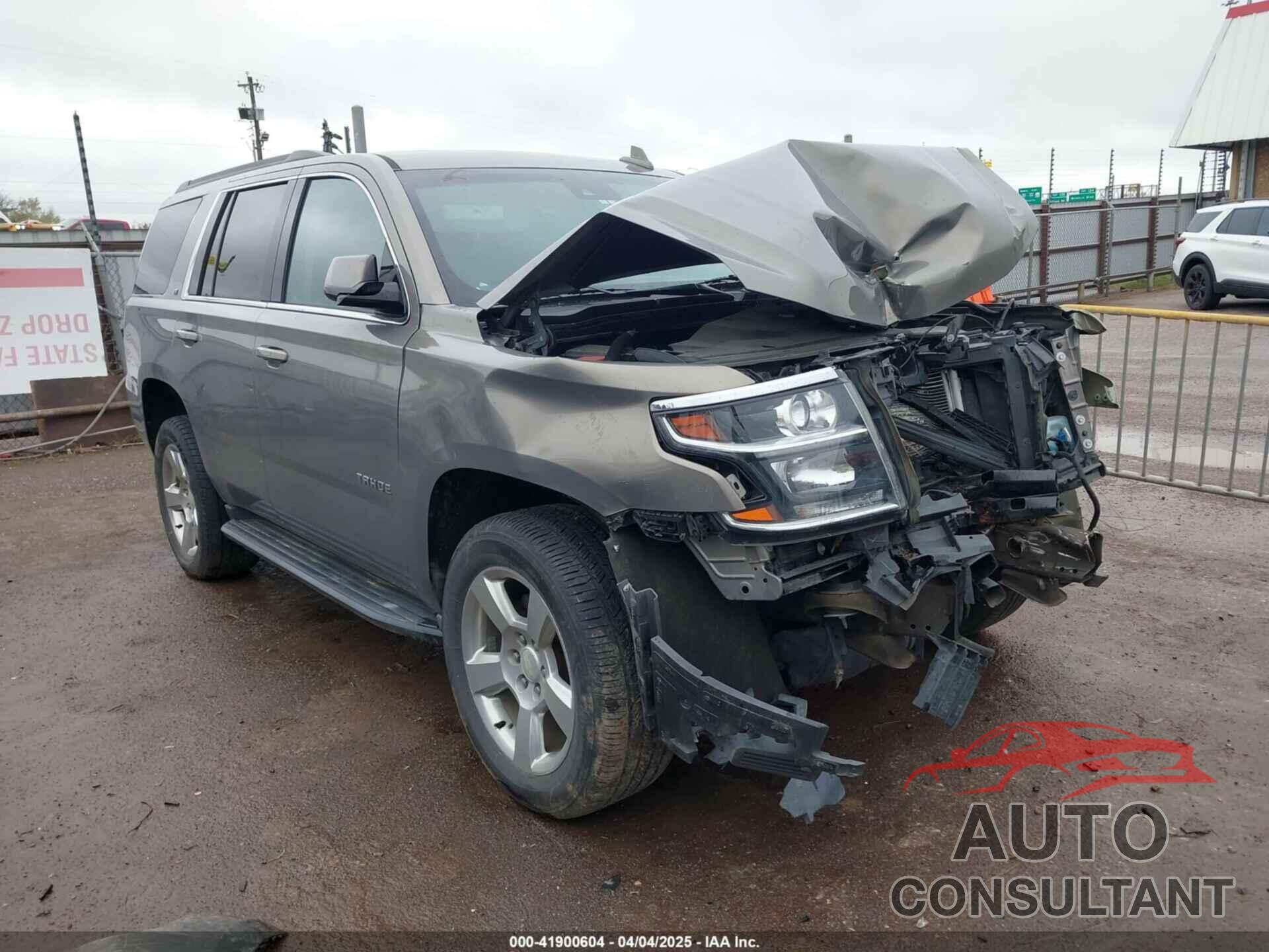CHEVROLET TAHOE 2017 - 1GNSKBKC8HR188755