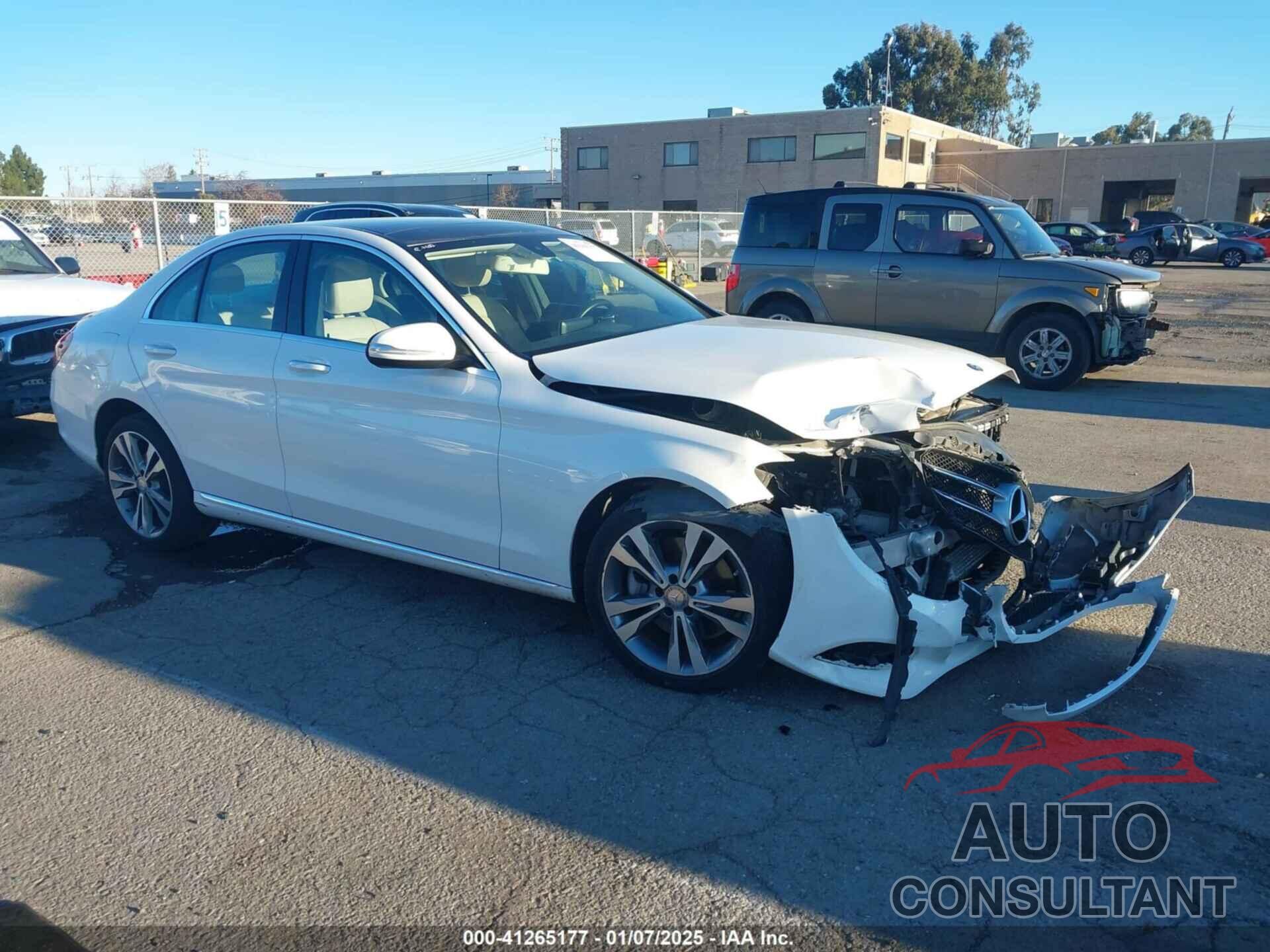 MERCEDES-BENZ C 300 2015 - 55SWF4KB1FU095577