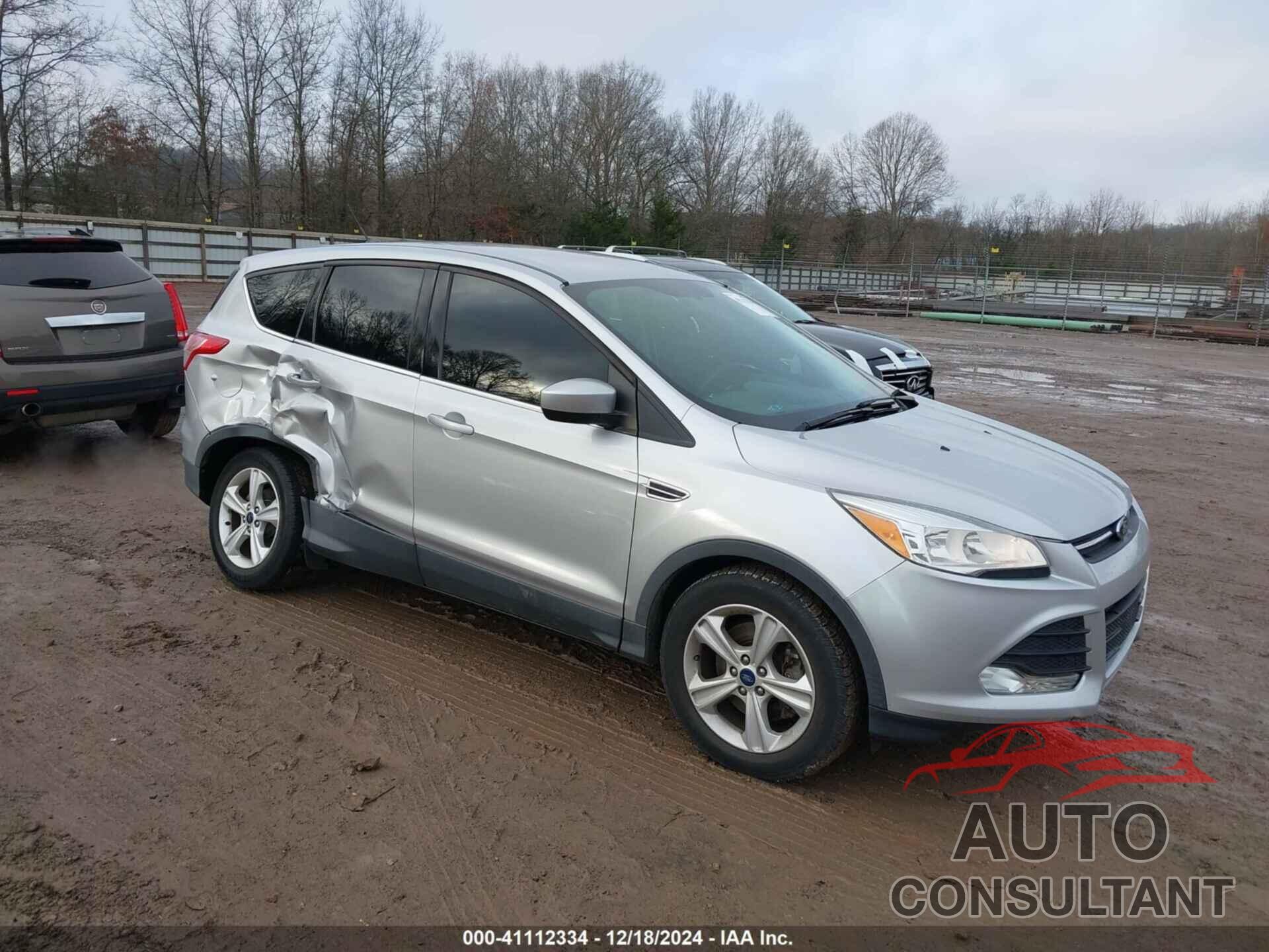 FORD ESCAPE 2015 - 1FMCU9G92FUA80179