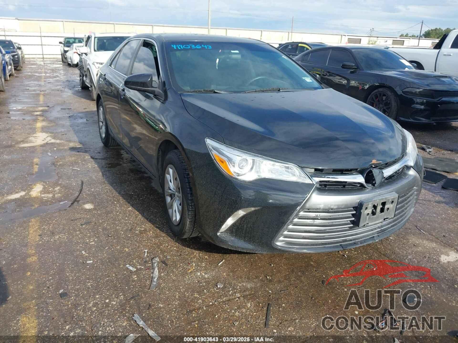 TOYOTA CAMRY 2016 - 4T4BF1FK8GR563047
