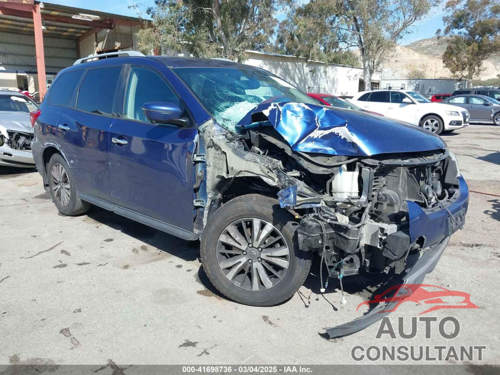 NISSAN PATHFINDER 2017 - 5N1DR2MM5HC643045