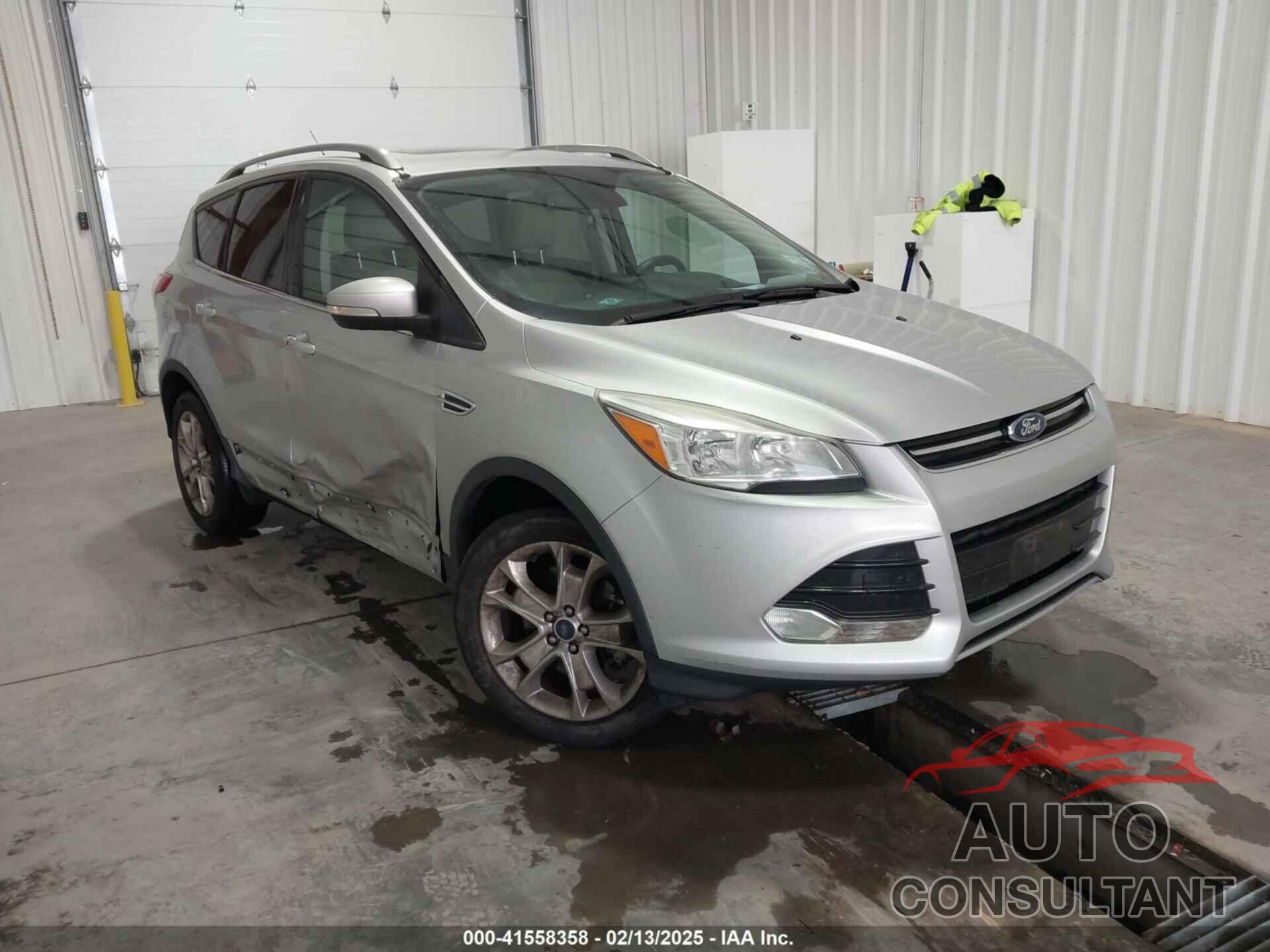 FORD ESCAPE 2015 - 1FMCU9JX5FUC31099