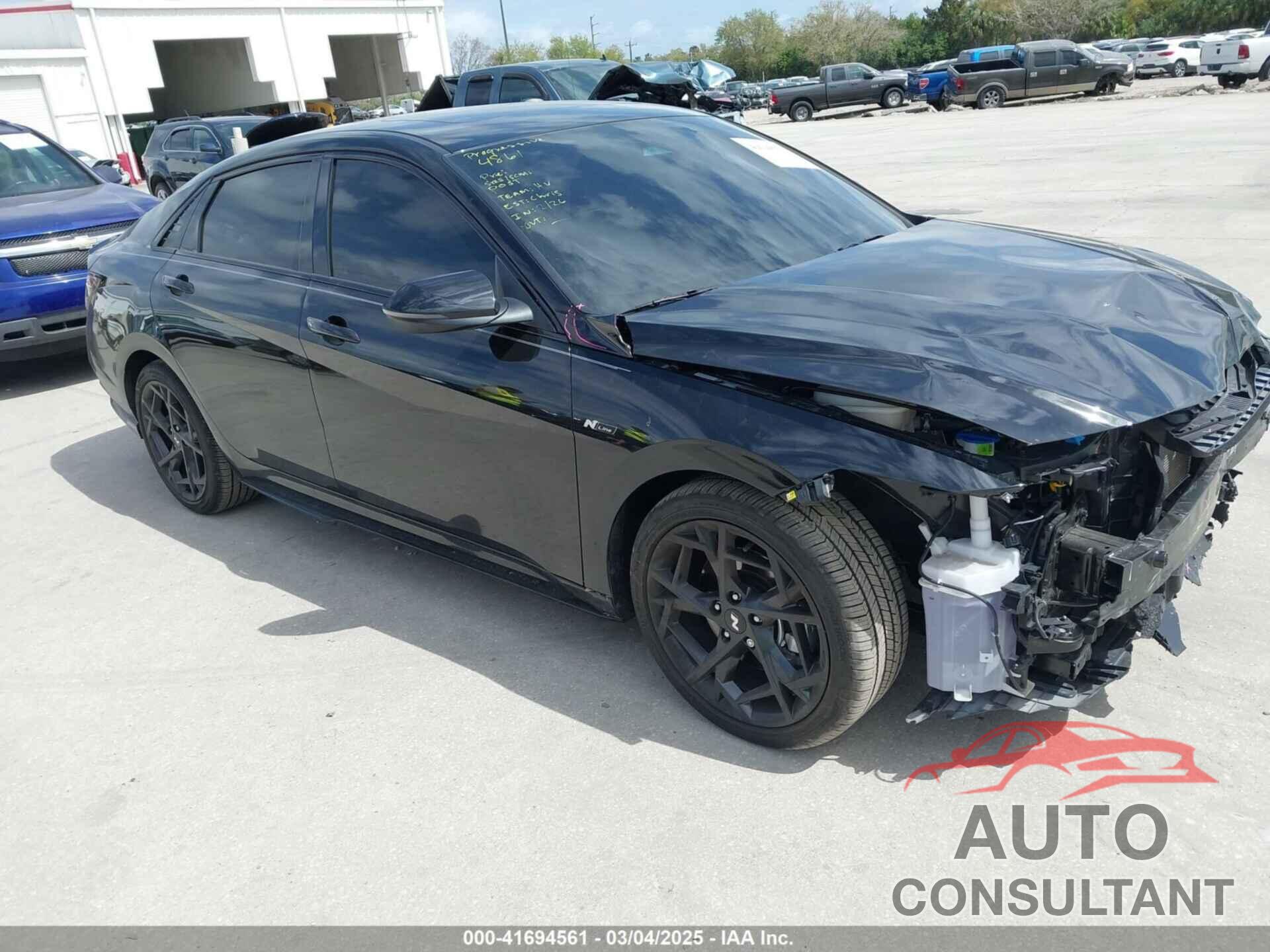 HYUNDAI ELANTRA 2024 - KMHLR4DF2RU810241