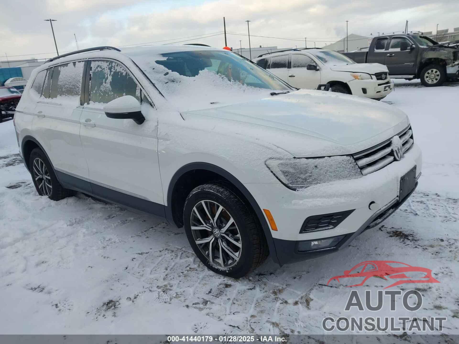 VOLKSWAGEN TIGUAN 2018 - 3VV2B7AX8JM020343