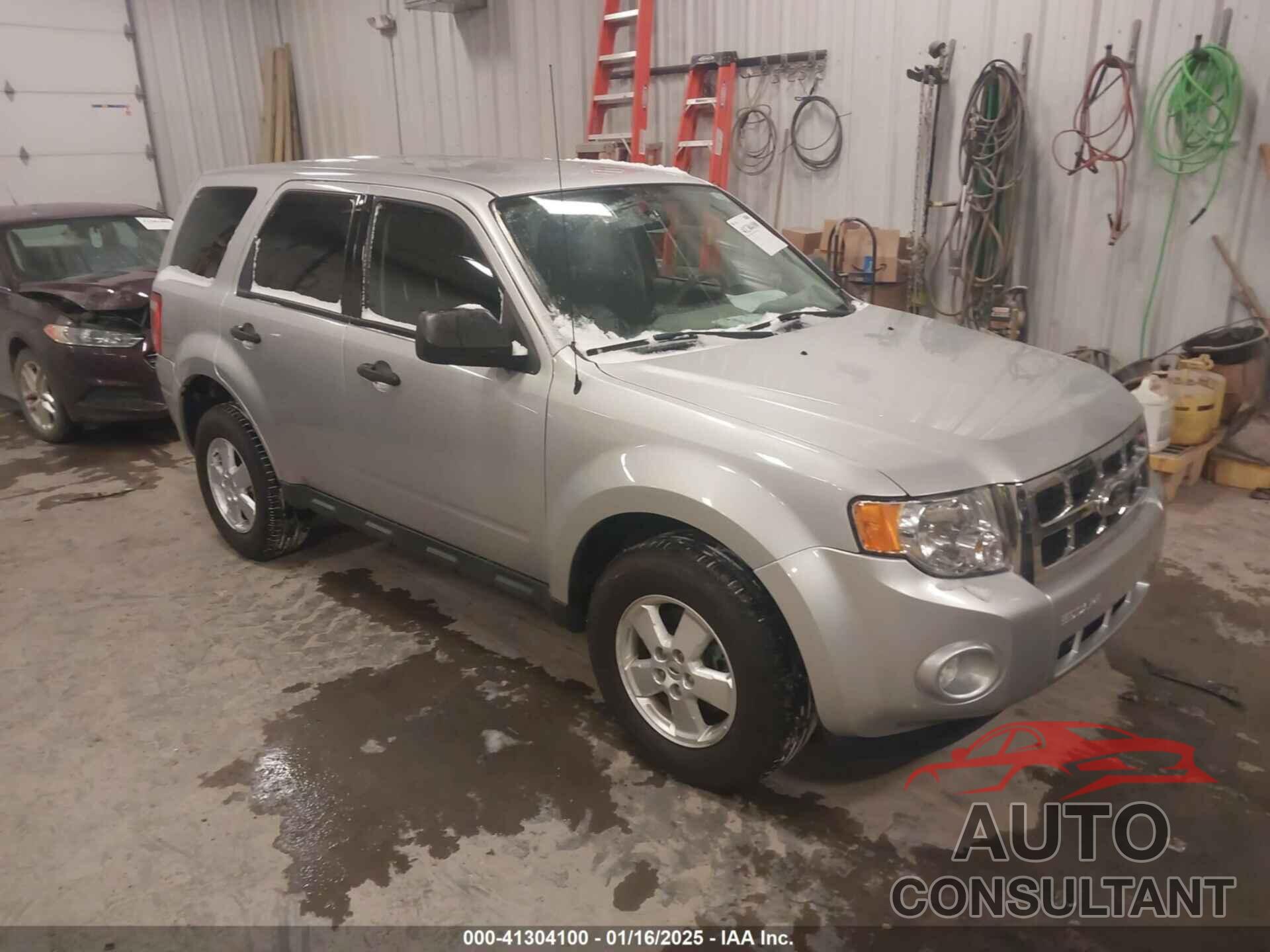 FORD ESCAPE 2011 - 1FMCU0C77BKA92074
