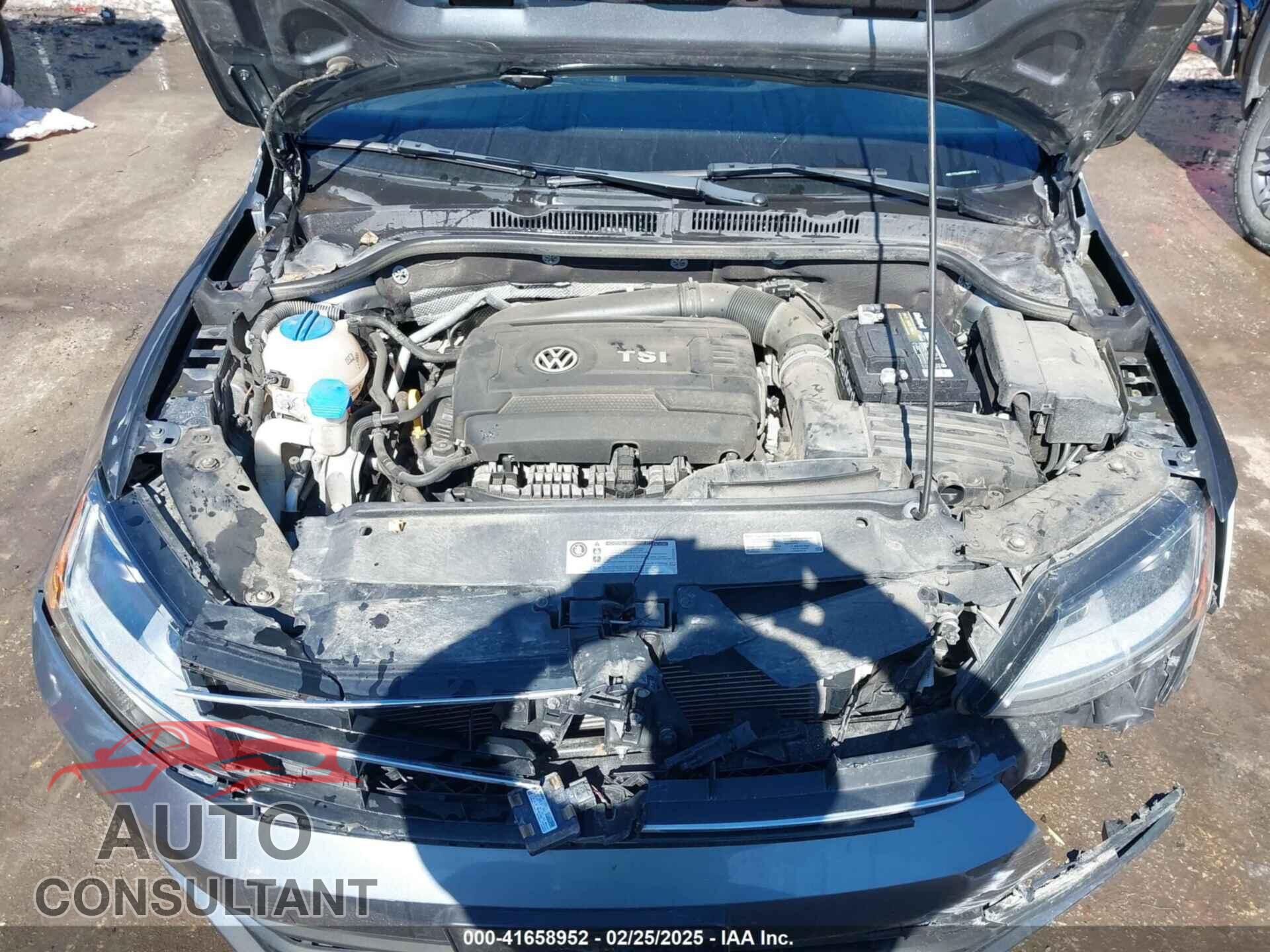 VOLKSWAGEN JETTA 2017 - 3VWL17AJ4HM399110