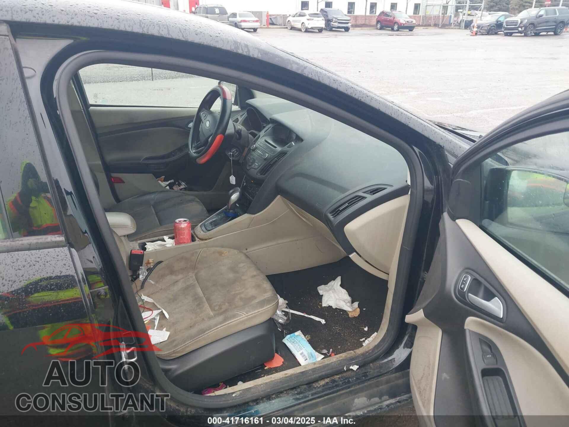 FORD FOCUS 2017 - 1FADP3K23HL248014