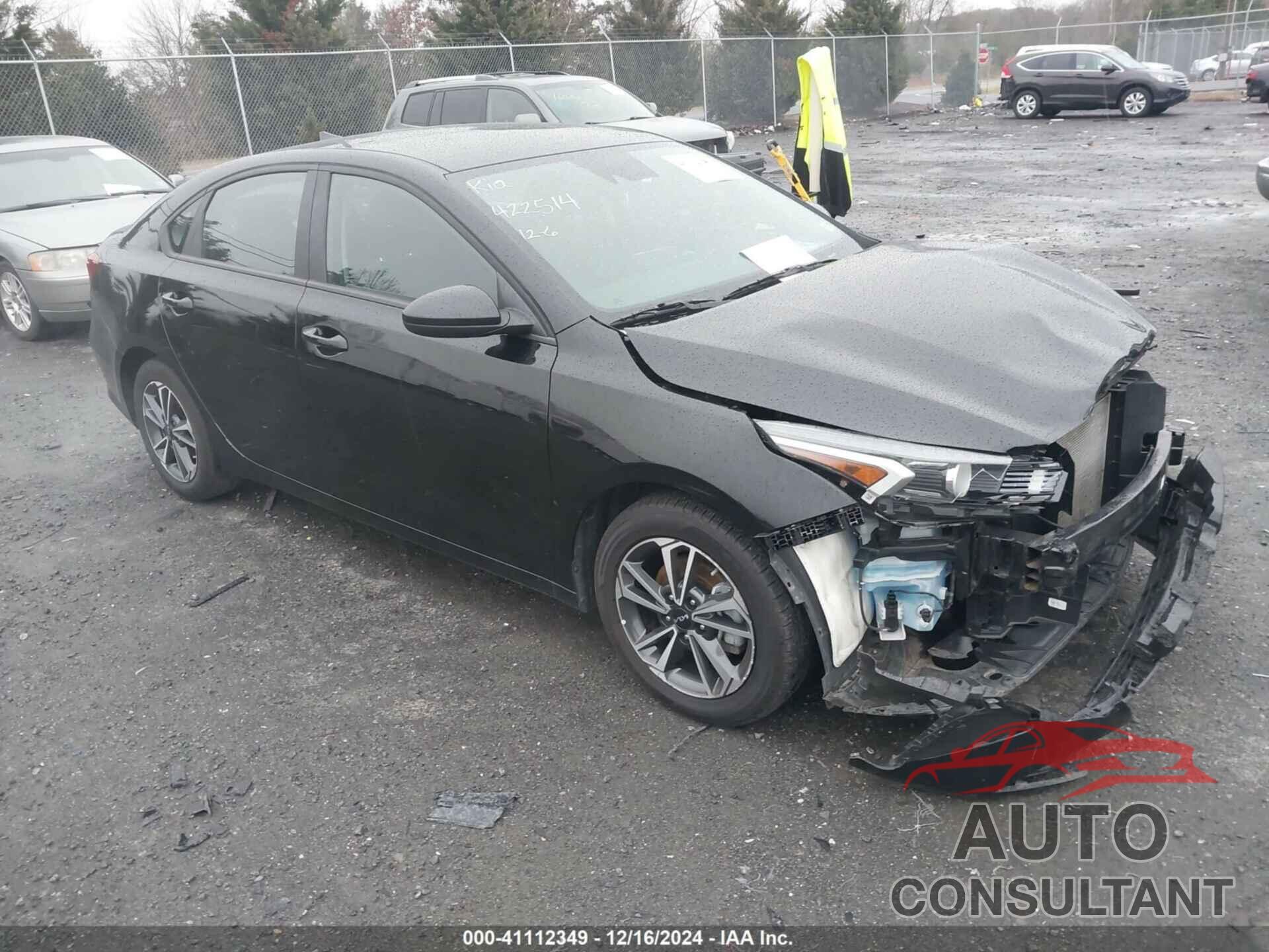 KIA FORTE 2023 - 3KPF24AD8PE605138