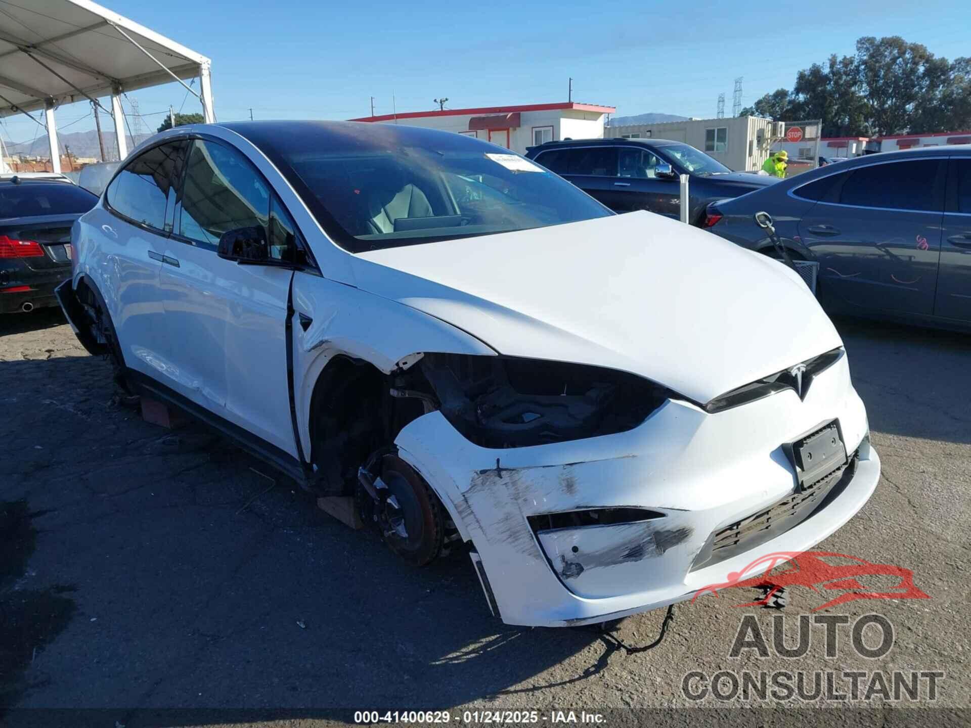 TESLA MODEL X 2022 - 7SAXCBE56NF329657