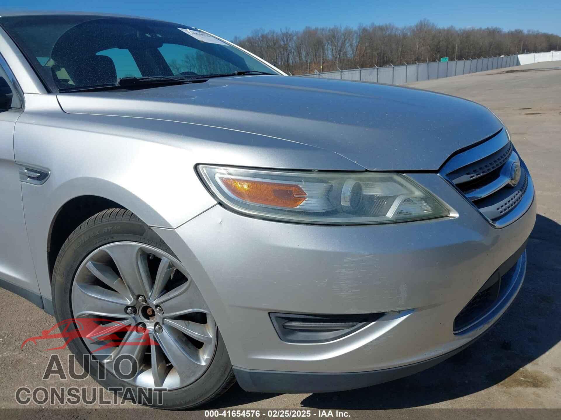 FORD TAURUS 2010 - 1FAHP2FW5AG123944
