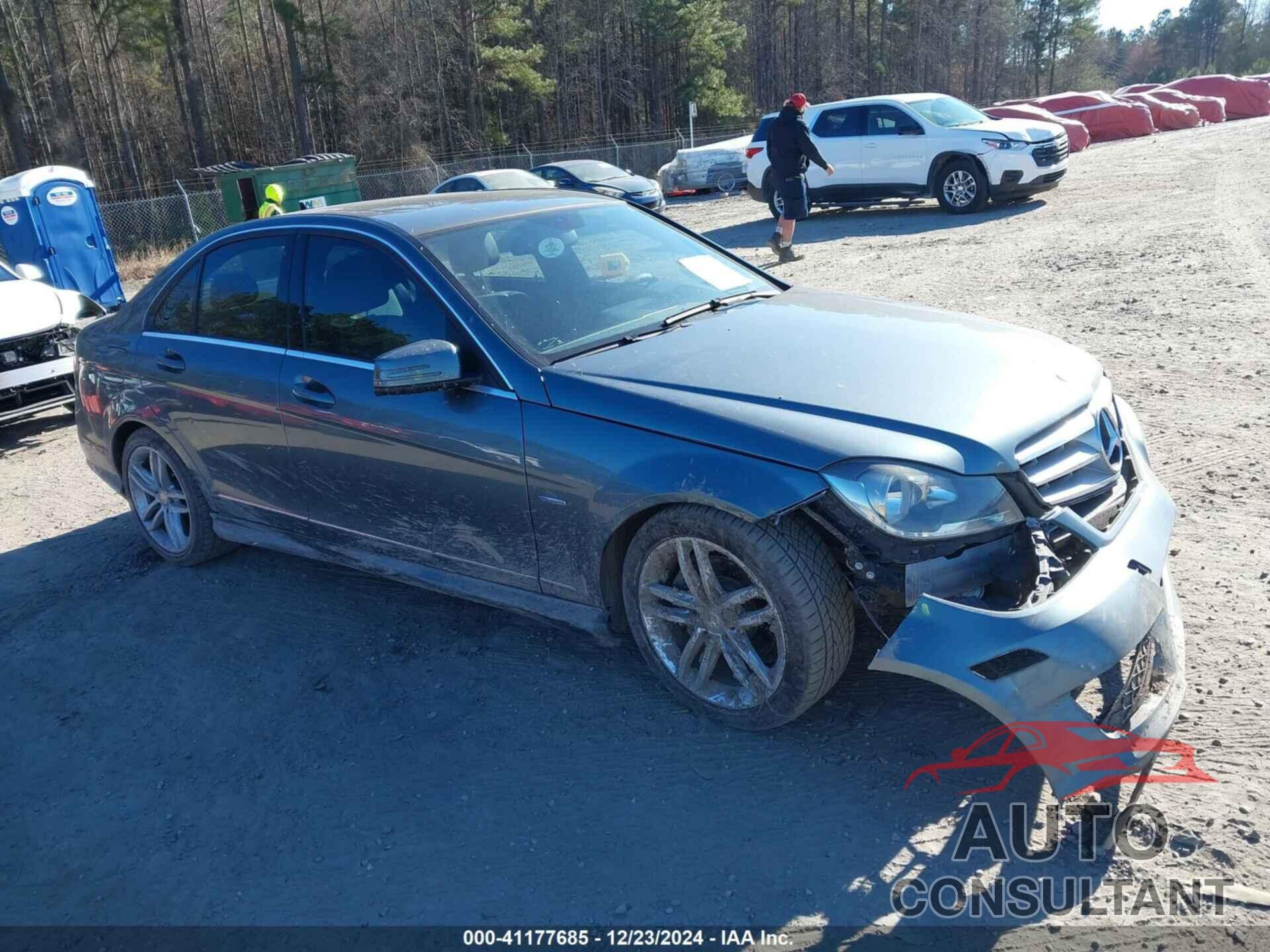 MERCEDES-BENZ C 250 2012 - WDDGF4HB1CA726562