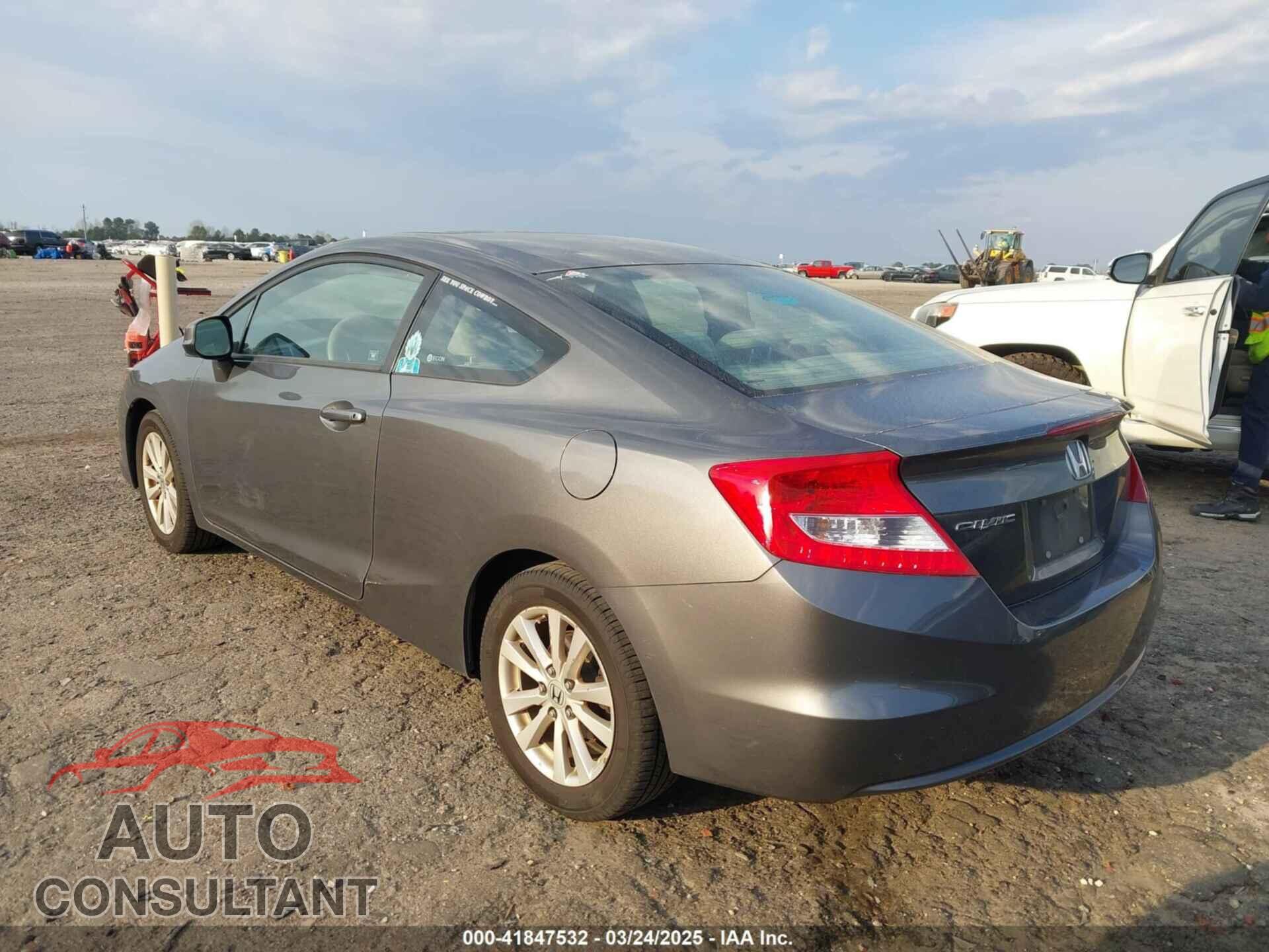 HONDA CIVIC 2012 - 2HGFG3B83CH519829