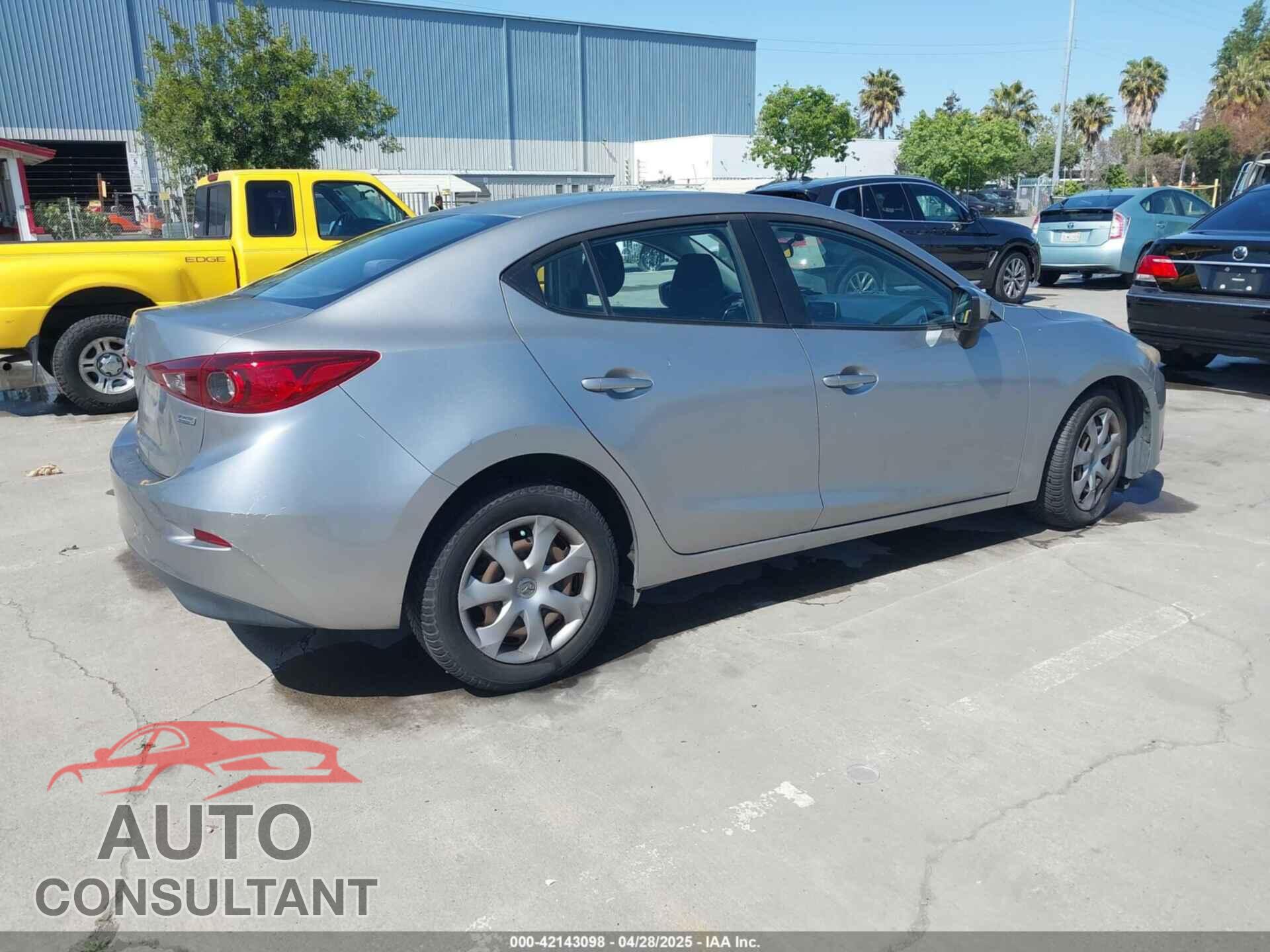 MAZDA MAZDA3 2014 - JM1BM1U79E1176265