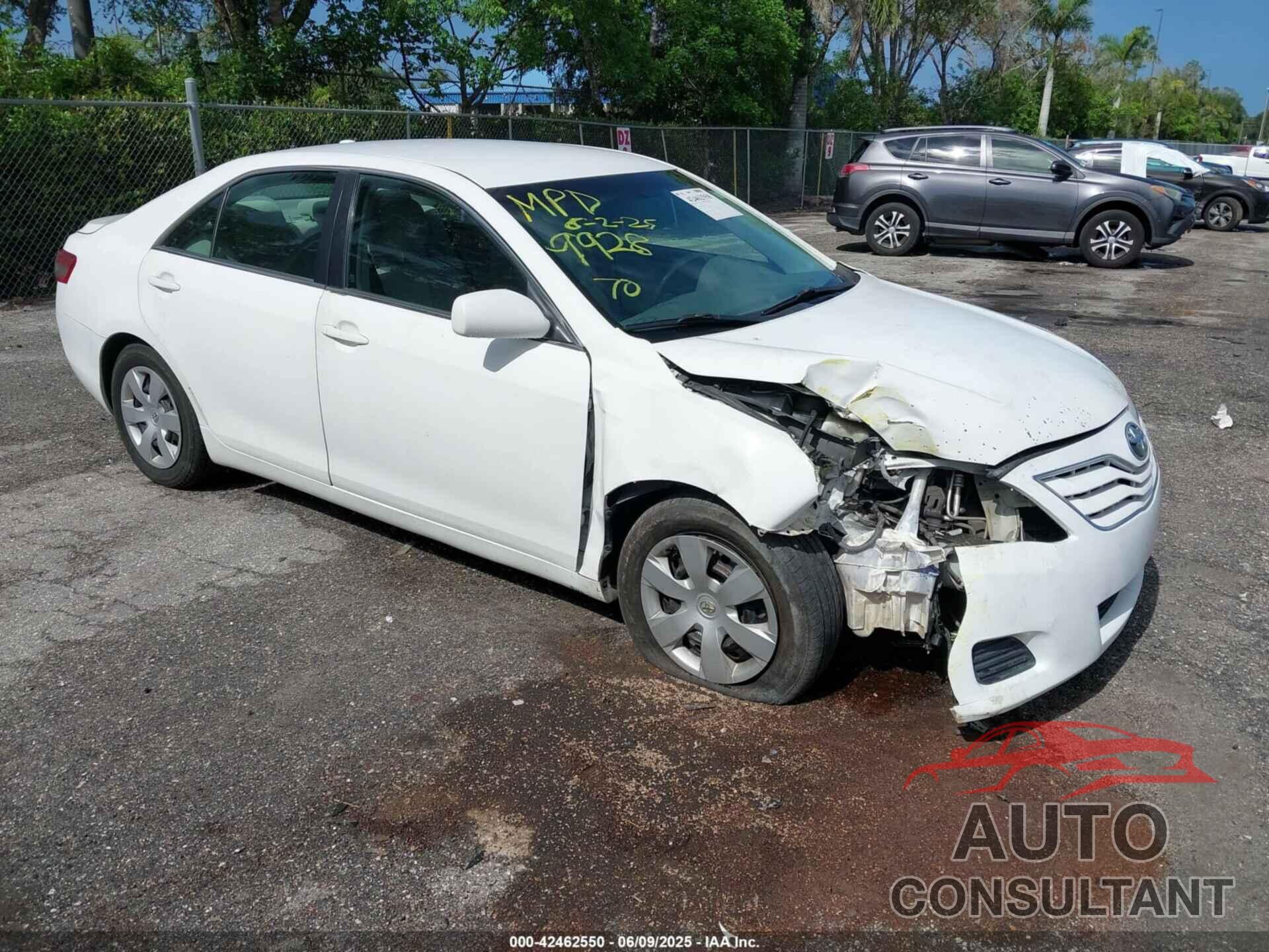 TOYOTA CAMRY 2011 - 4T1BF3EKXBU719928