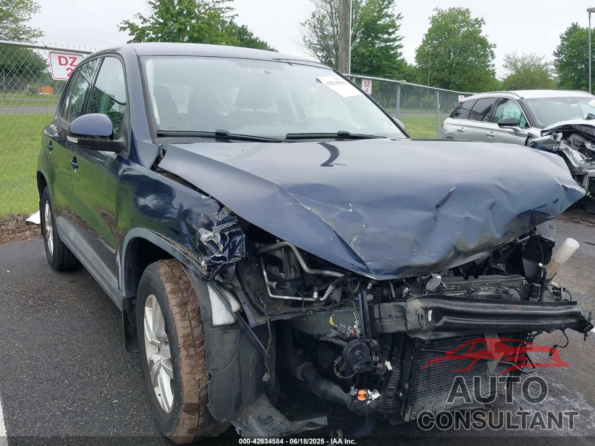 VOLKSWAGEN TIGUAN 2014 - WVGBV3AX5EW524798