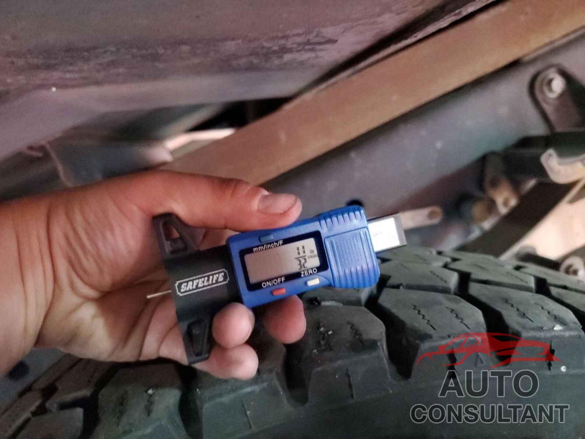 FORD F-550 CHASSIS 2019 - 1FDUF5HY3KDA09869