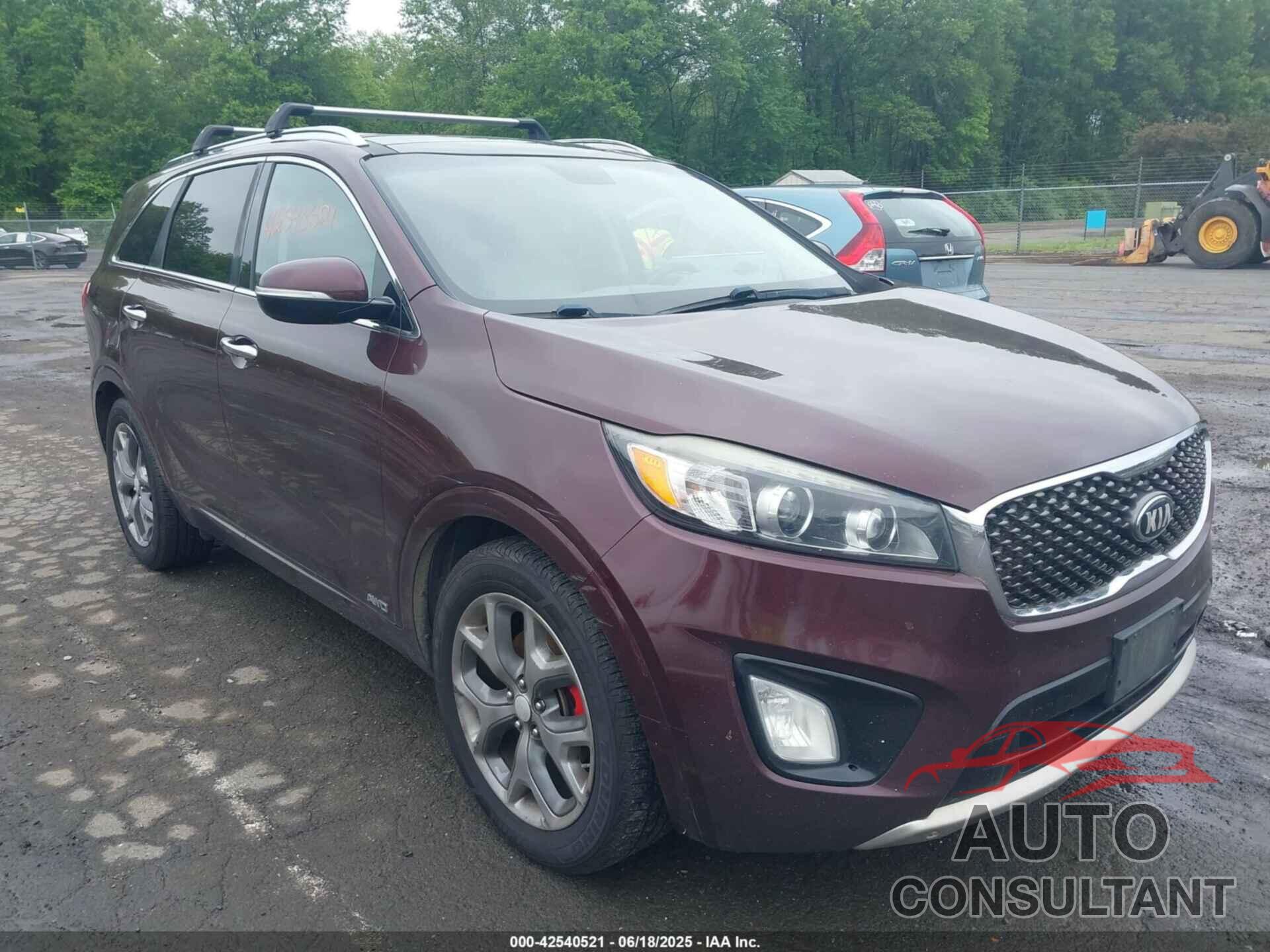 KIA SORENTO 2016 - 5XYPKDA54GG121581
