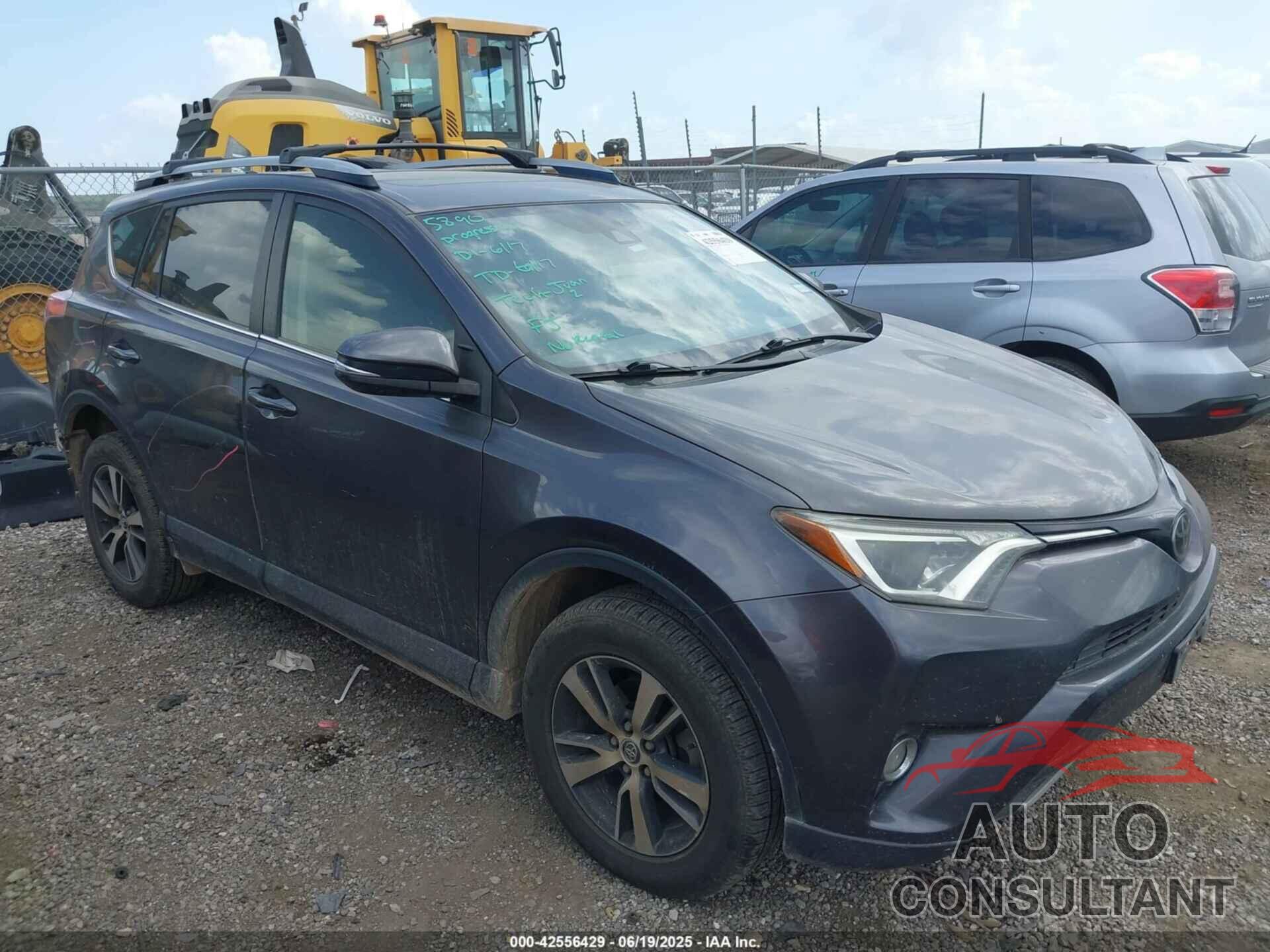 TOYOTA RAV4 2018 - JTMWFREV2JJ738864