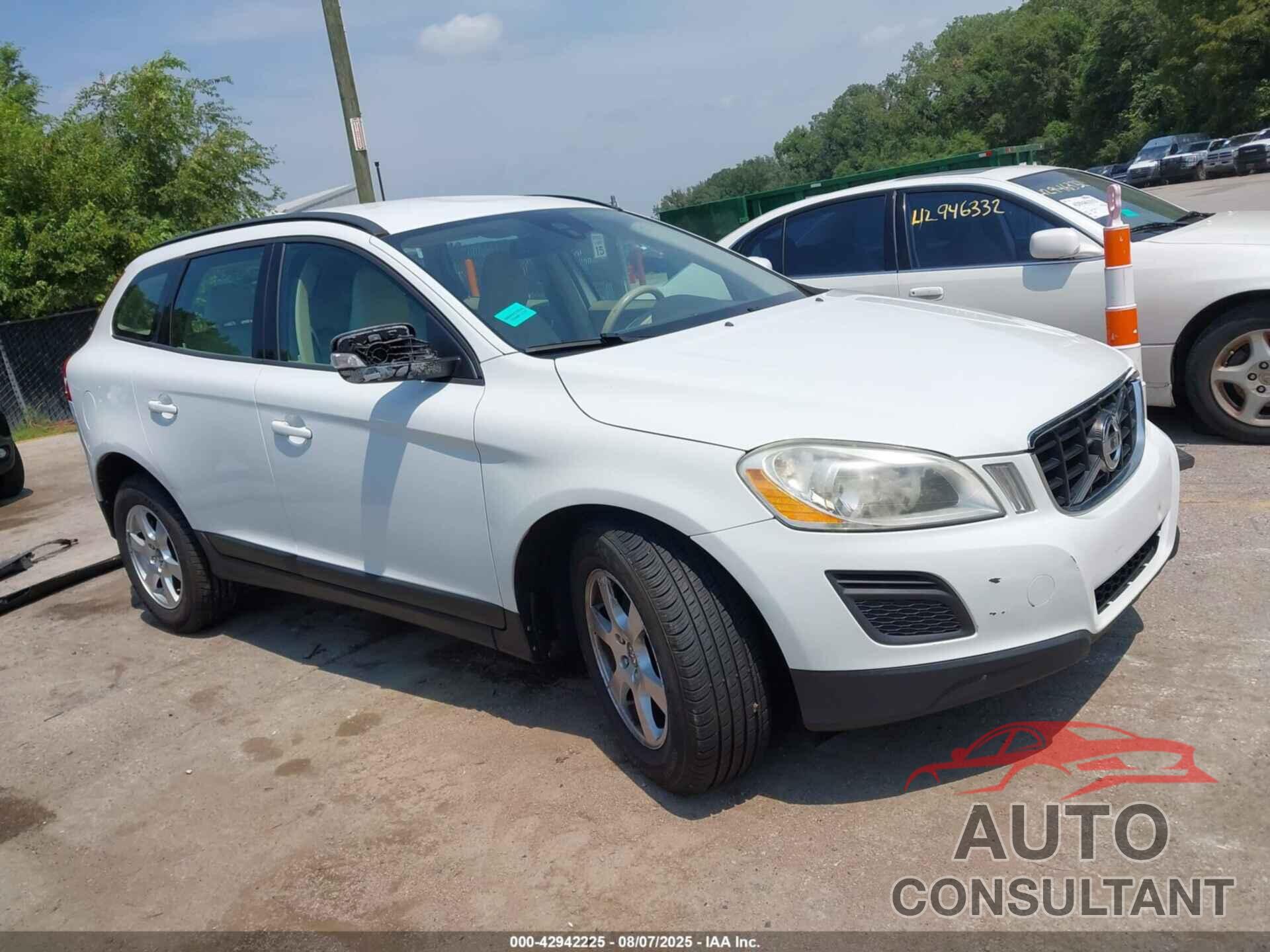 VOLVO XC60 2012 - YV4952DL0C2333426