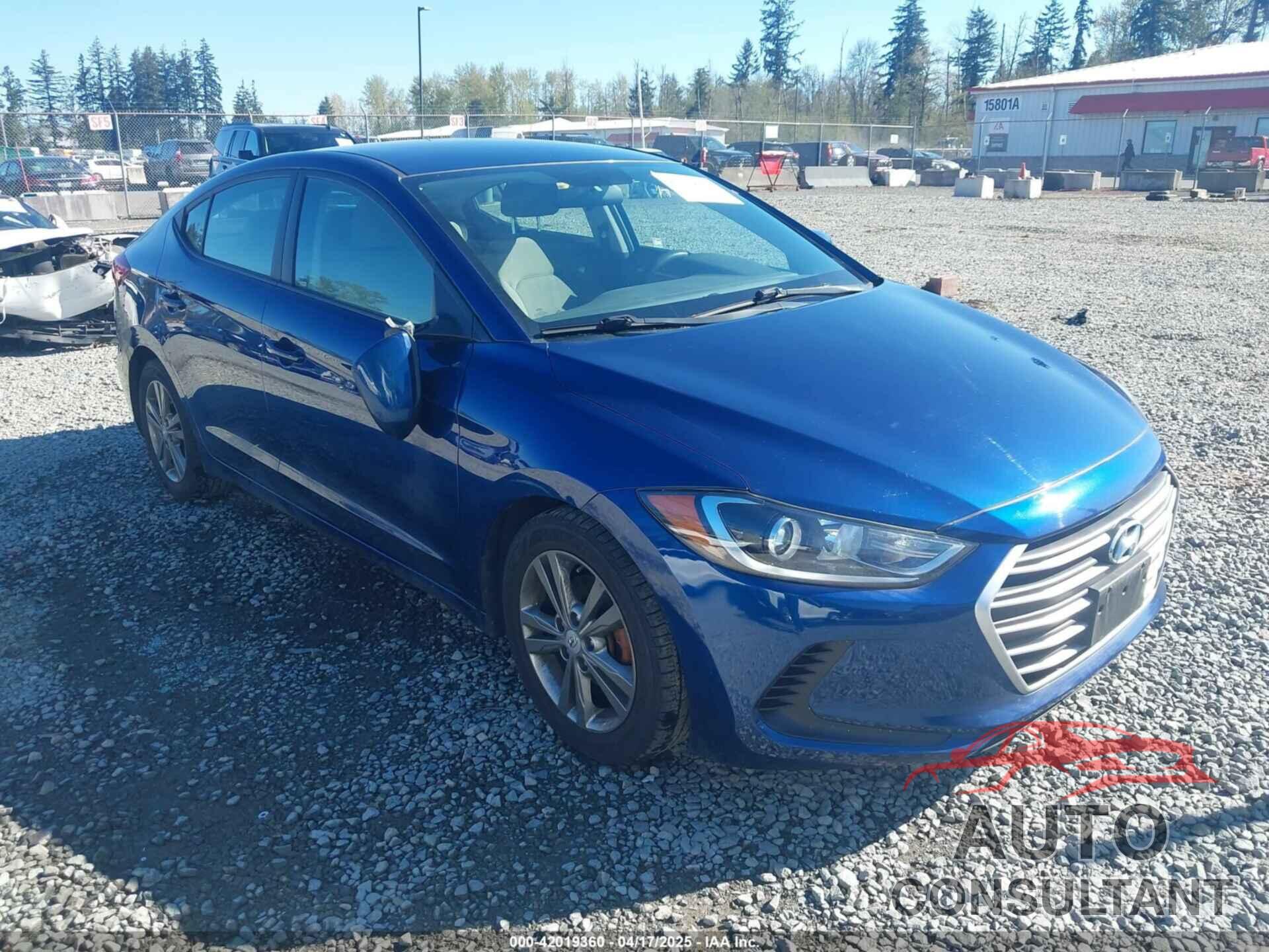 HYUNDAI ELANTRA 2018 - 5NPD84LF4JH352973