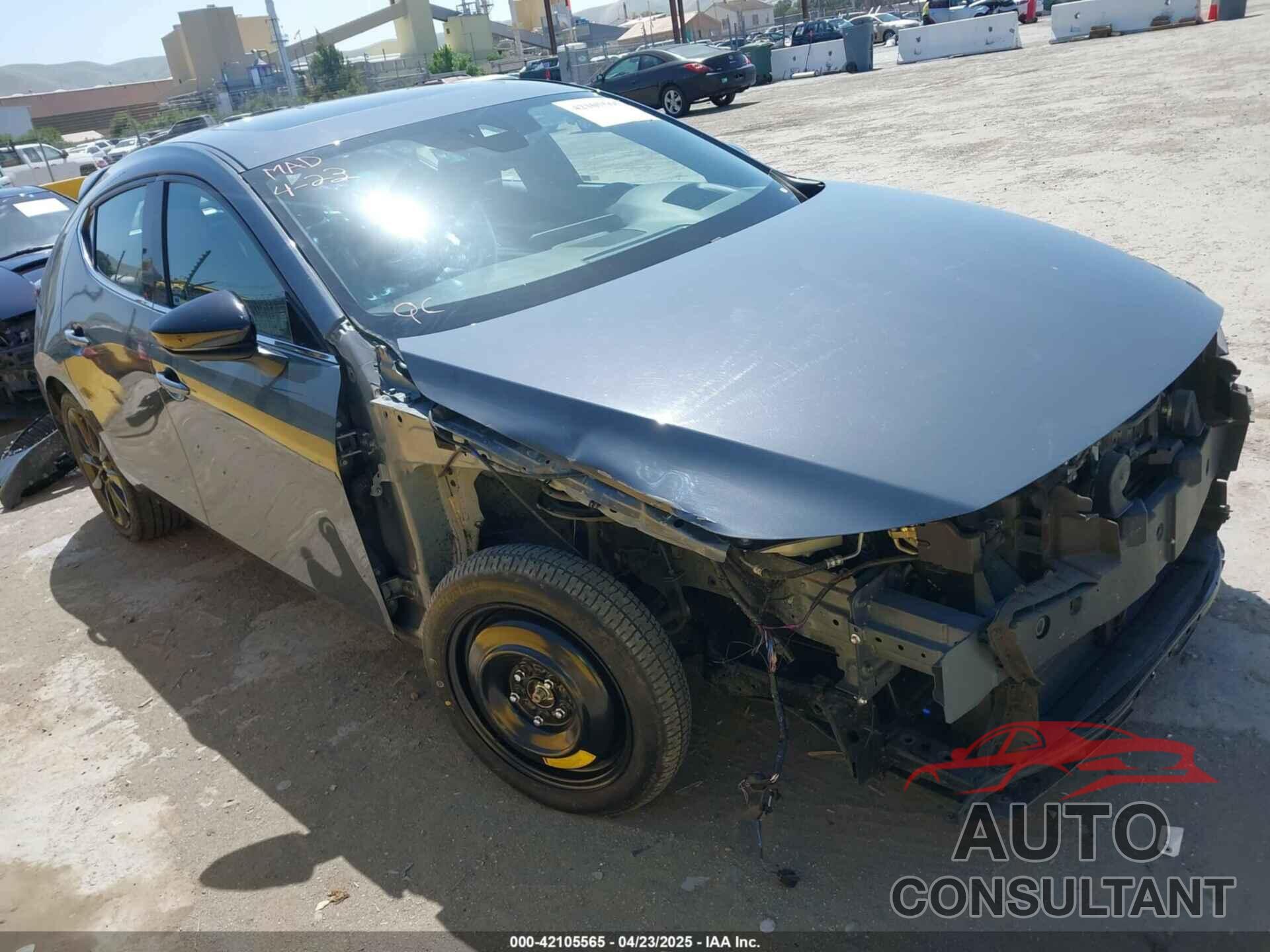 MAZDA MAZDA3 HATCHBACK 2022 - JM1BPBNY7N1501810